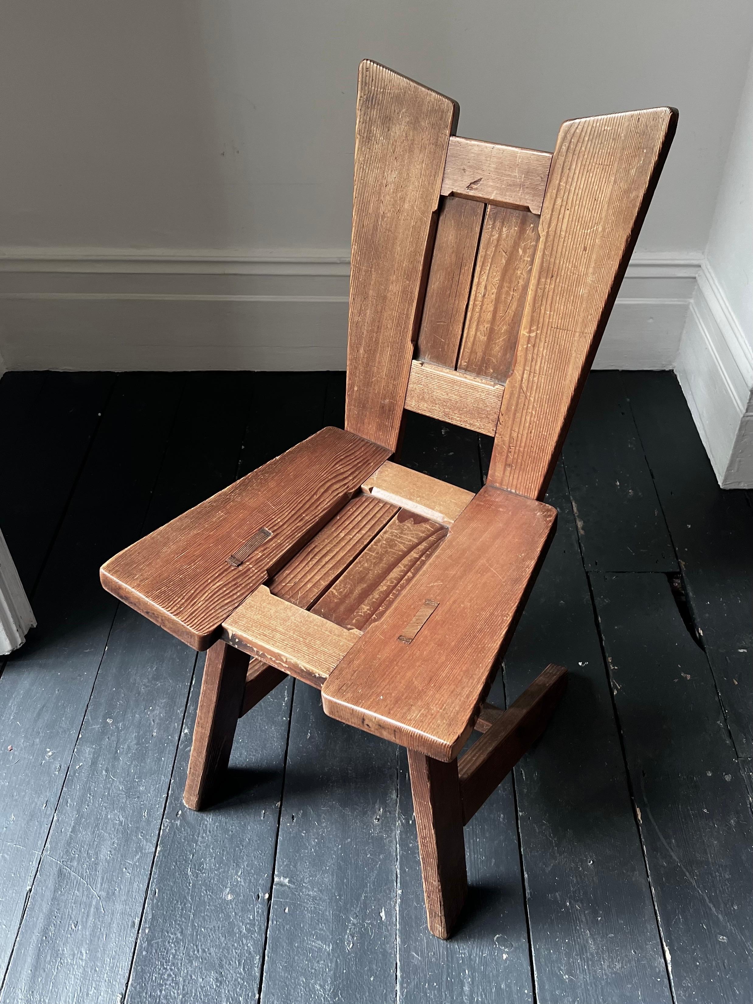Paire de chaises d'appoint Arts & Crafts, début du 20ème siècle européen en vente 1