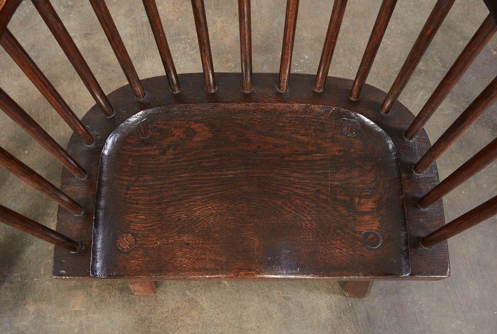 Arts and Crafts Paire de fauteuils Windsor Arts & Crafts en vente
