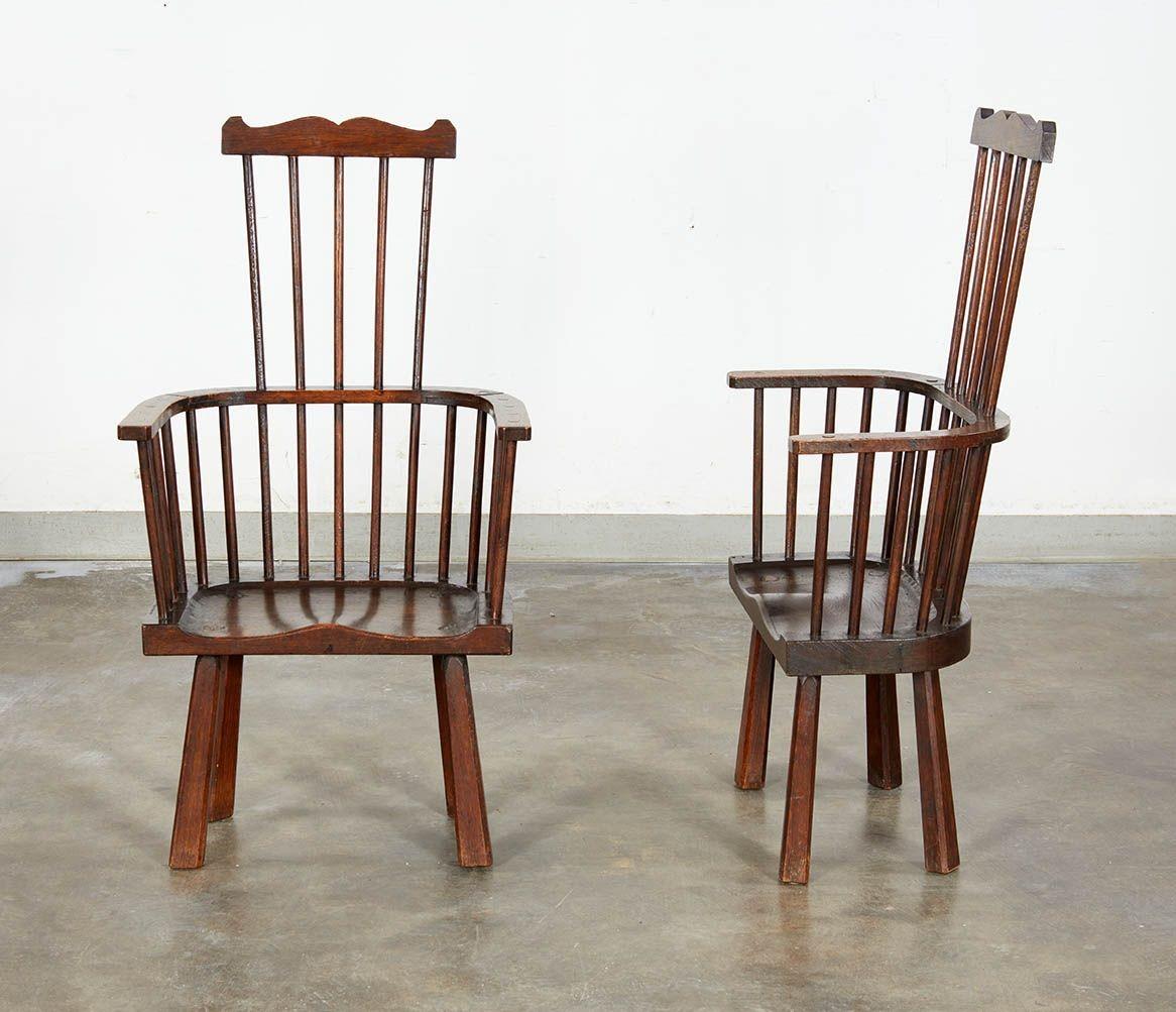 Début du 20ème siècle Paire de fauteuils Windsor Arts & Crafts en vente