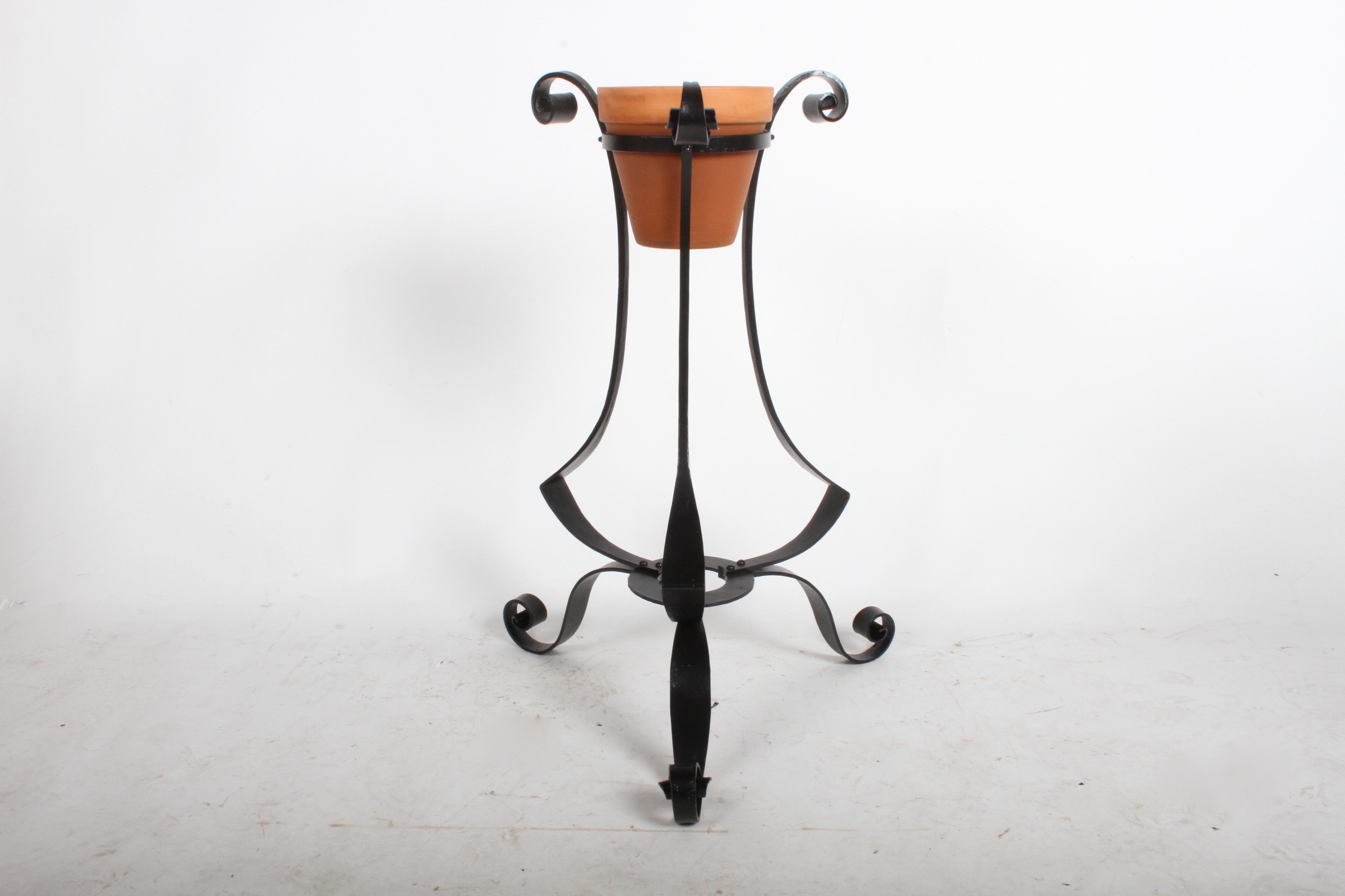 Cold-Painted Pair of Arts & Crafts Wrought Iron Planters, Restored For Sale