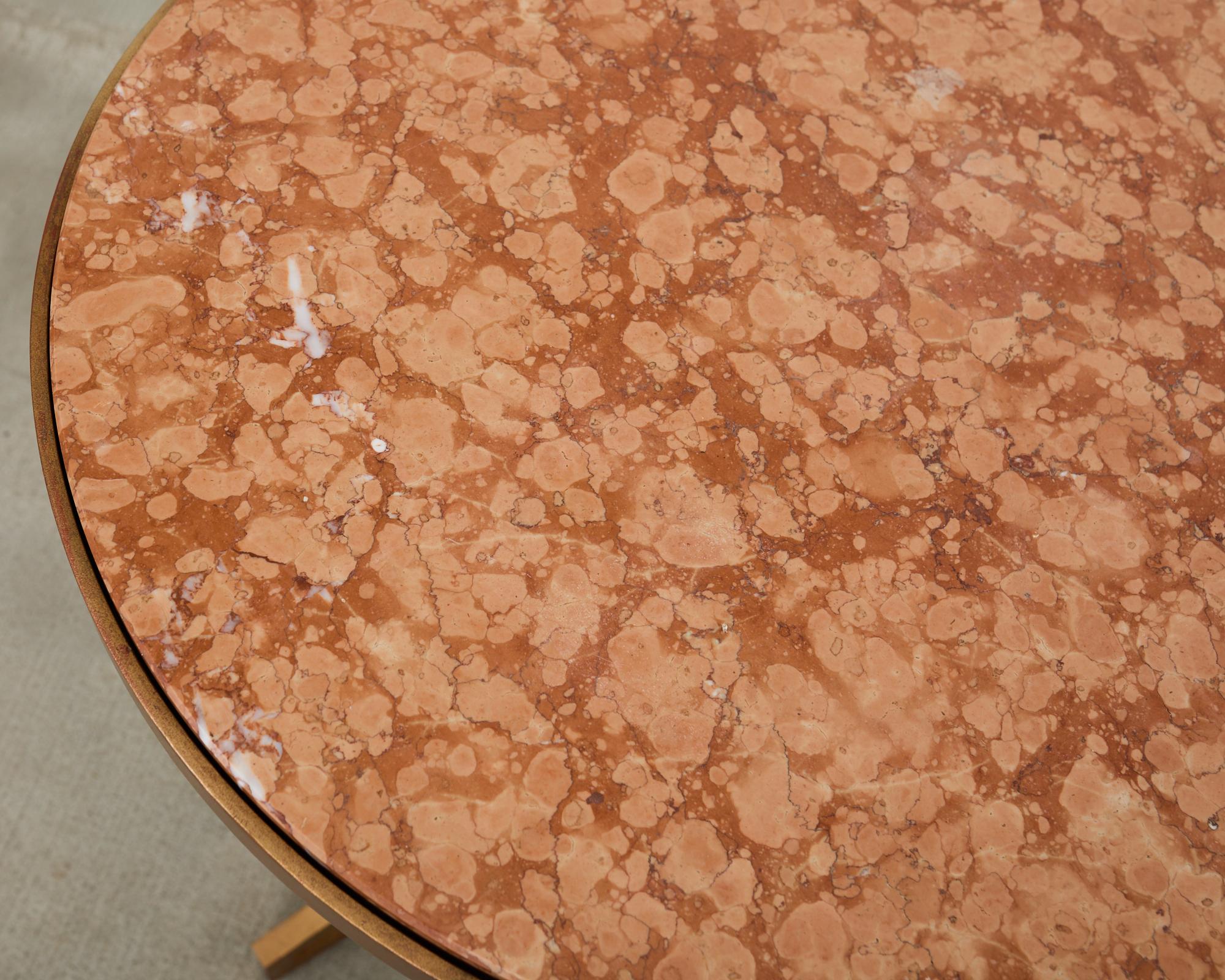 Paire de tables à boire de style Arturo Pani en fer avec plateau en marbre en vente 3