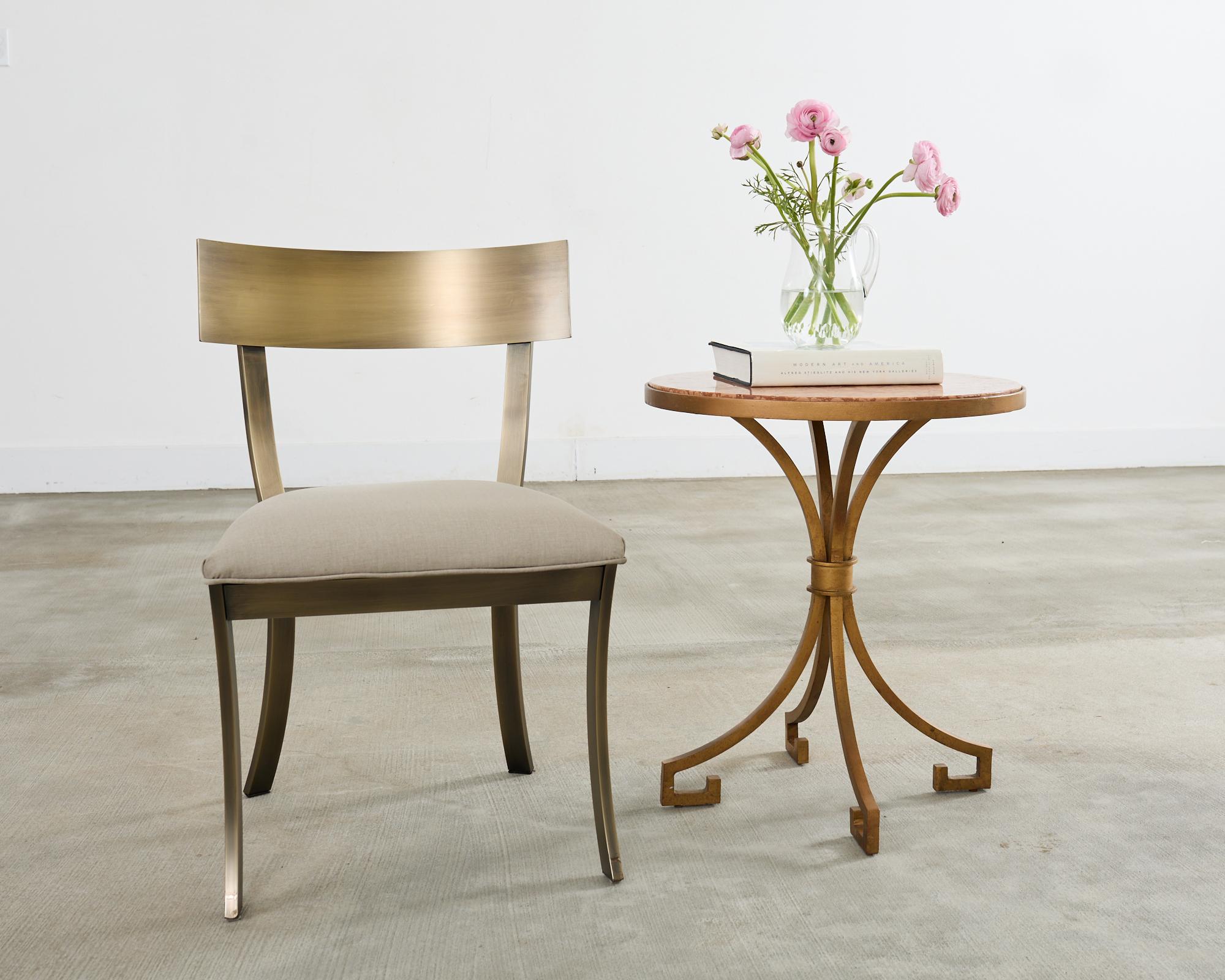 Paire de tables à boire de style Arturo Pani en fer avec plateau en marbre en vente 4