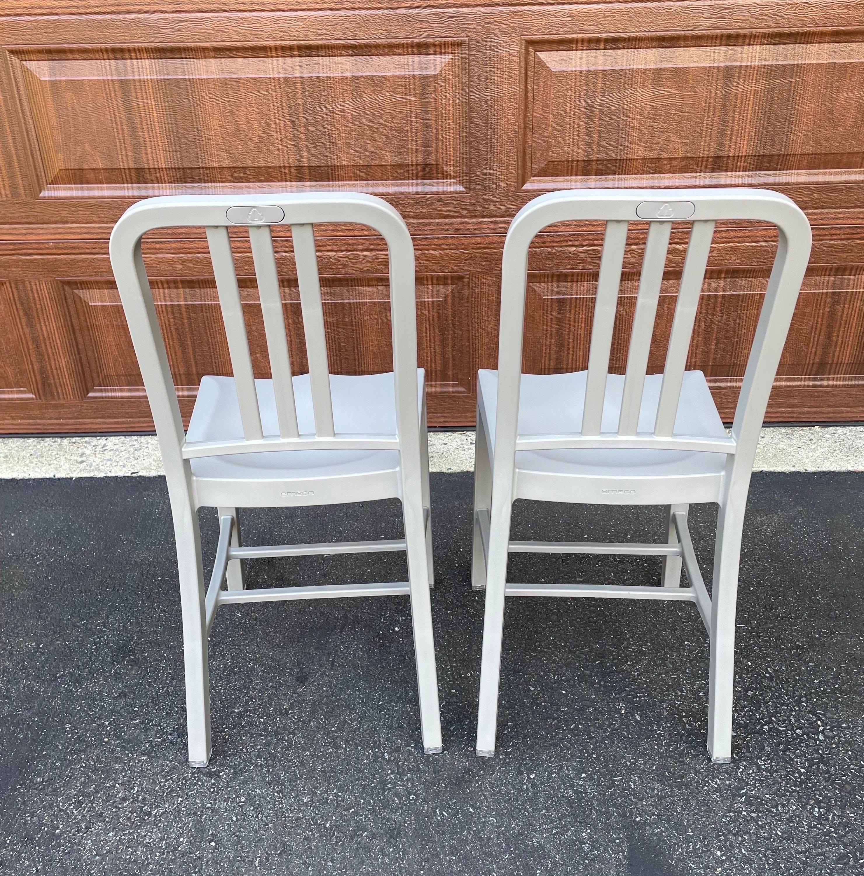 Pair of ‘as-new’ Emeco 111 Navy Chairs In Excellent Condition For Sale In Kennett Square, PA