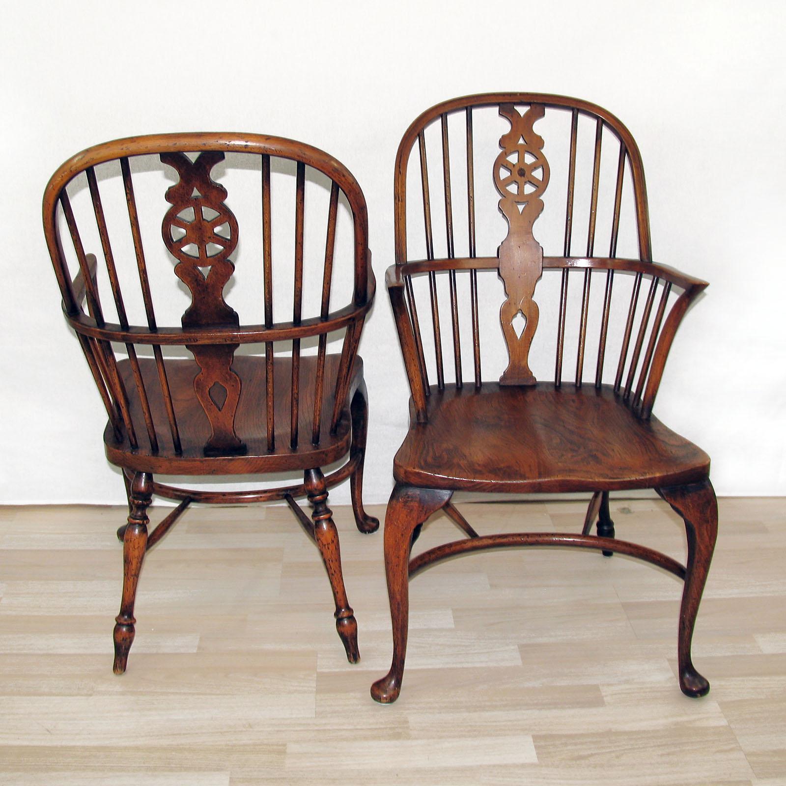 British Pair of Ash and Beech Wheelback Windsor Chairs, England