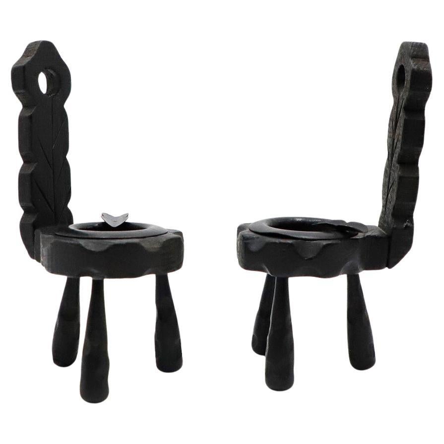 Pareja de ceniceros en forma de silla mexicana