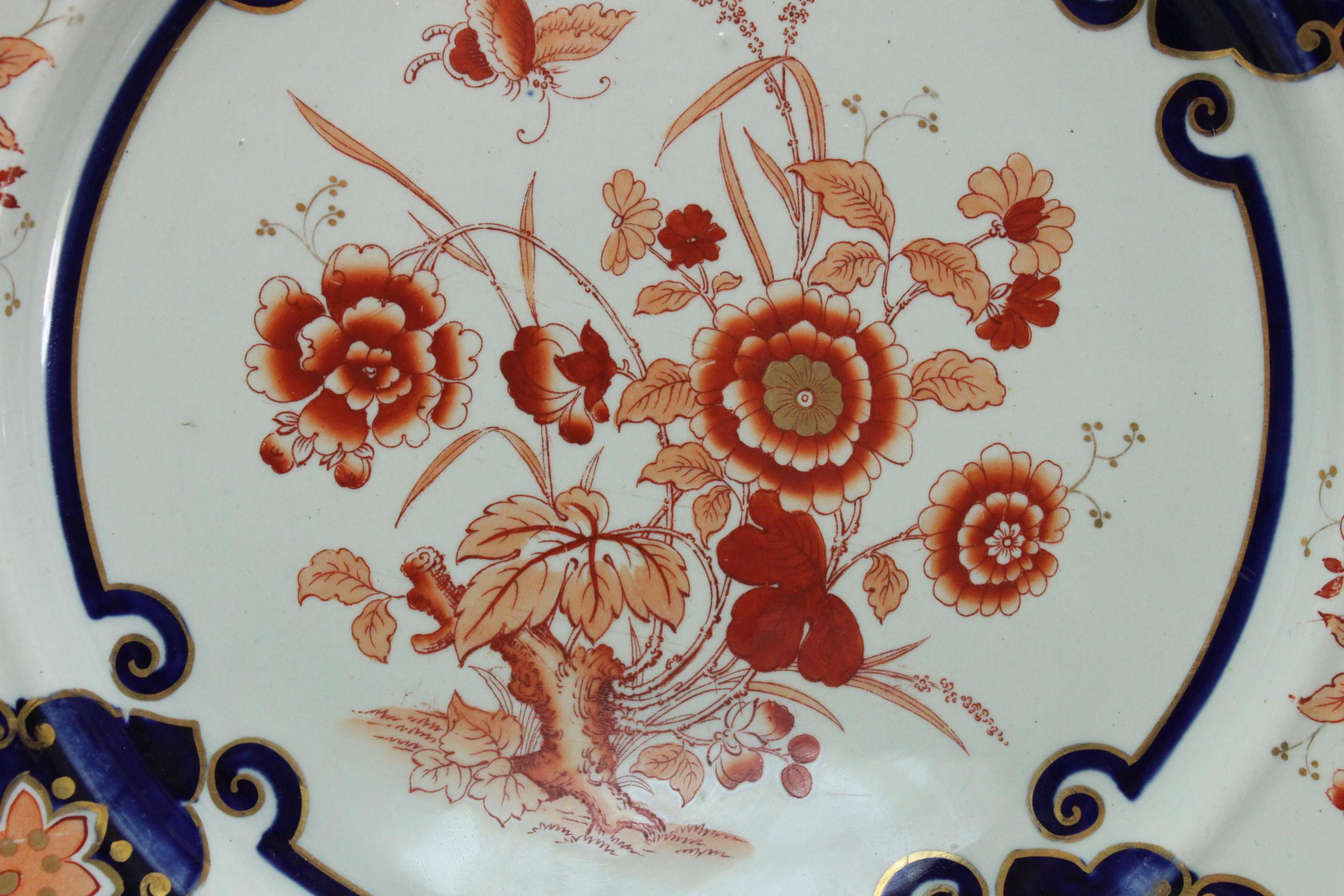 Victorian Pair of Ashworth's Ironstone Plates Pattern 3/792 For Sale