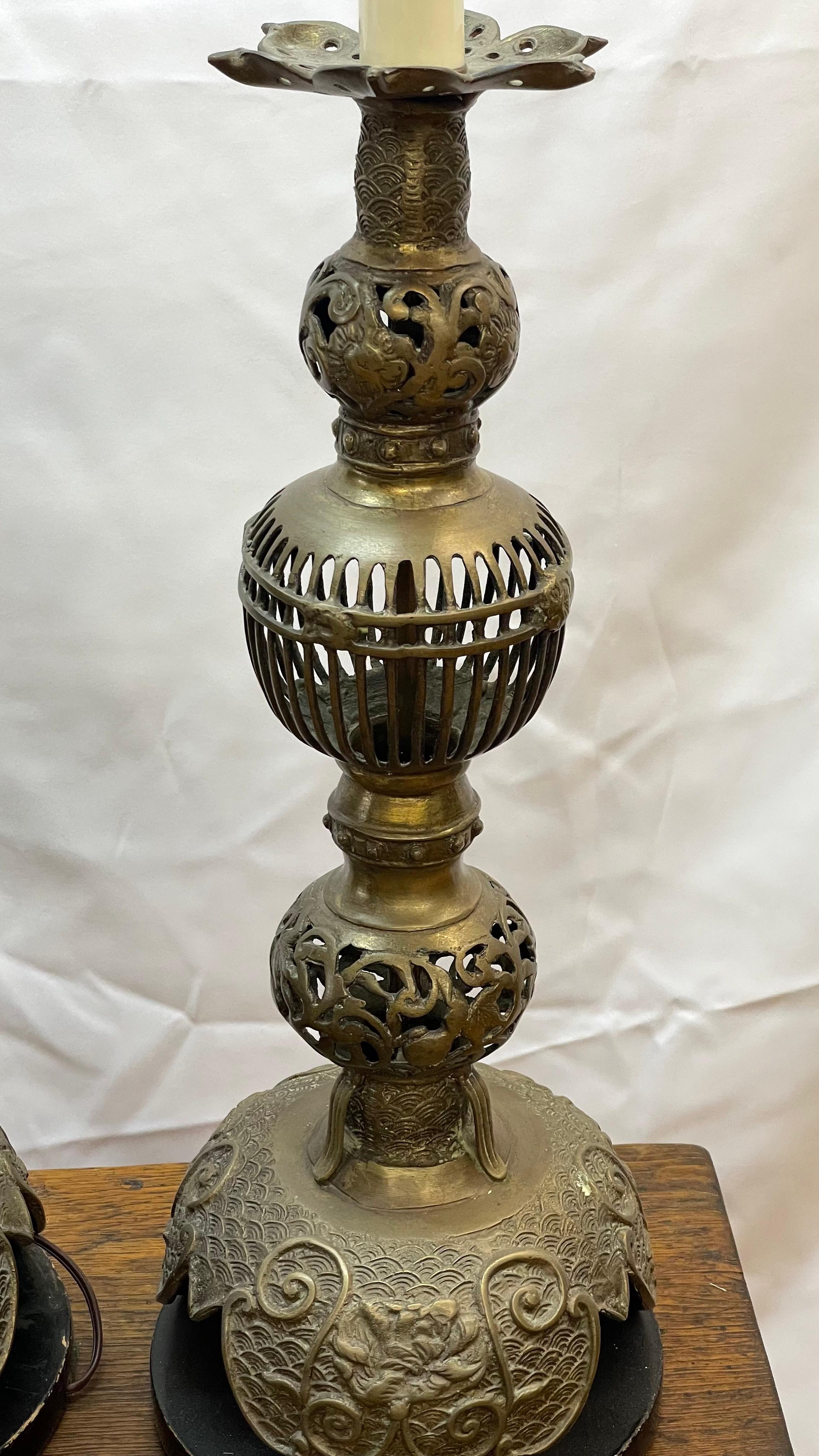 Pair of Asian brass reticulated lotus table lamps In Good Condition For Sale In San Francisco, CA