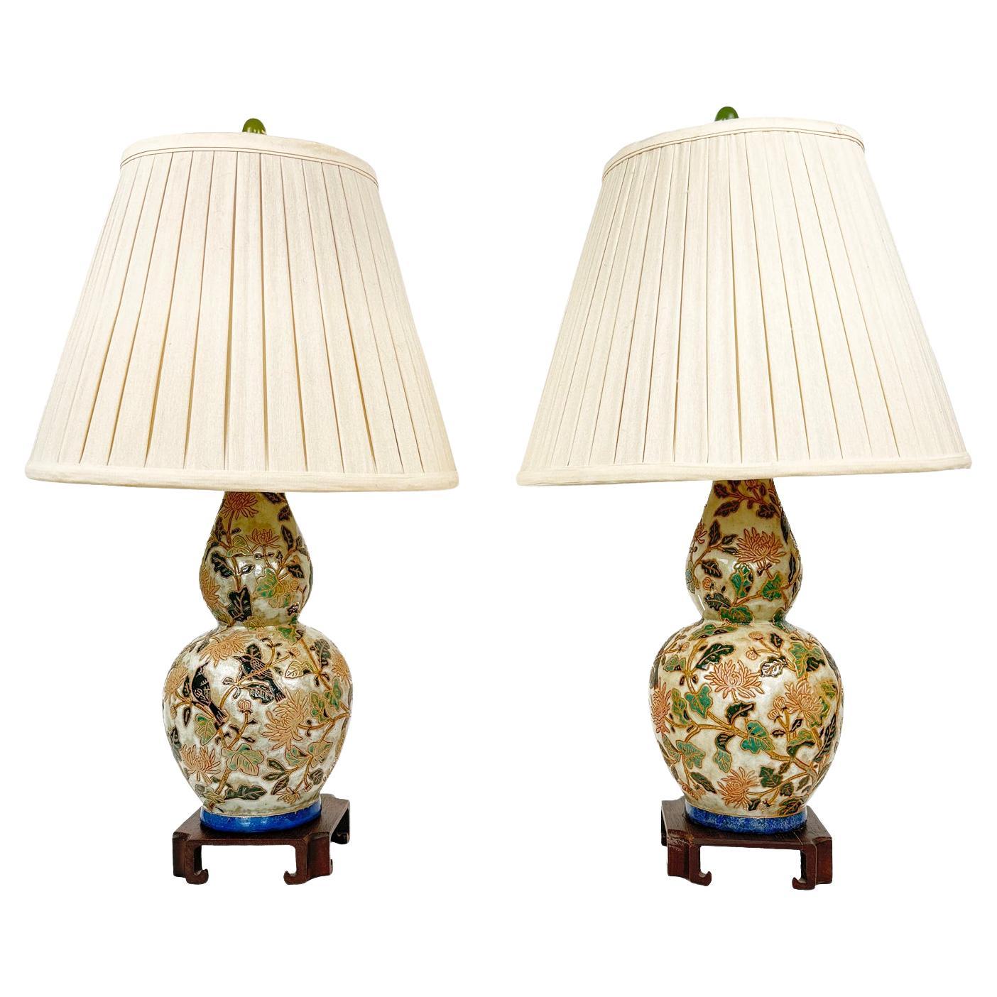 Paire de lampes asiatiques en forme de gourde en vente