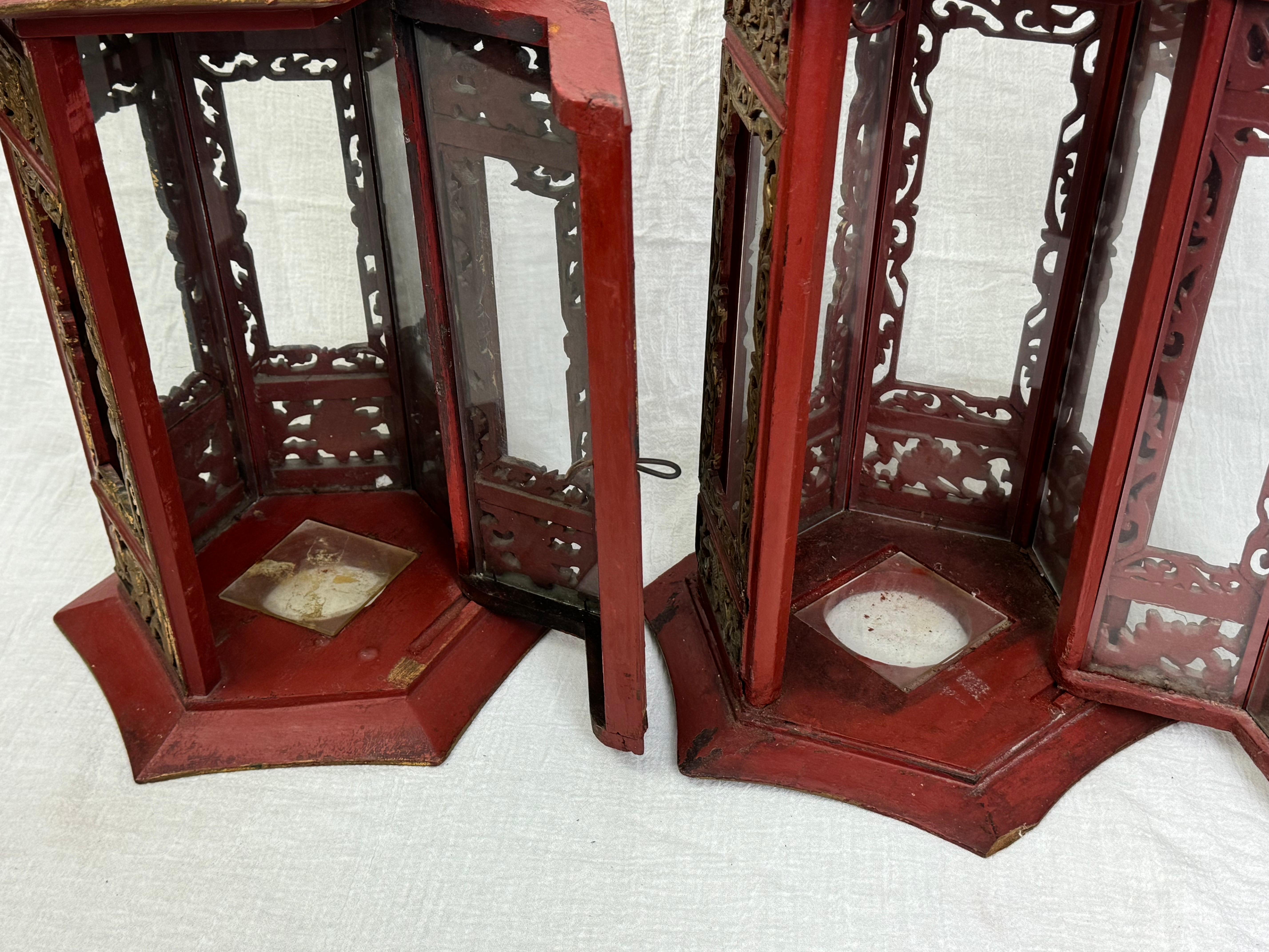 Pair of Asian Hand Carved Wooden Lanterns For Sale 12