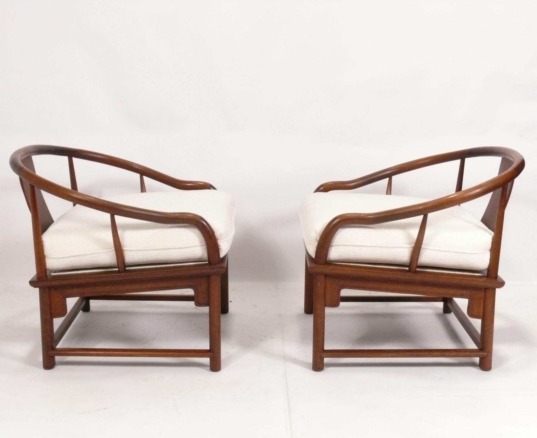 Chinoiserie Pair of Asian Influenced Horseshoe Back Lounge Chairs by Michael Taylor Baker For Sale