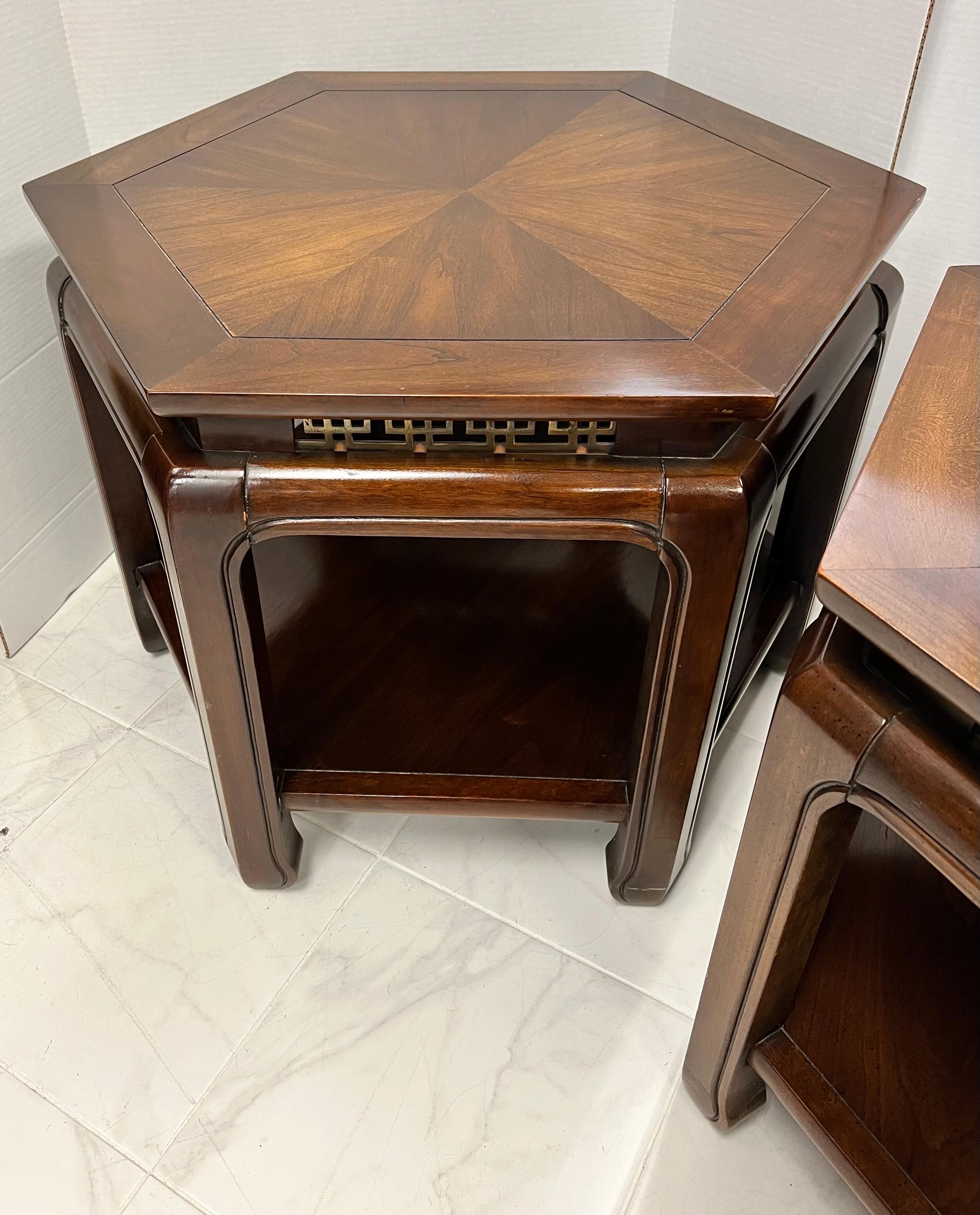 Mid-Century Modern Pair of Asian Mid Century Octagonal Wooden Occasional End Side Tables For Sale