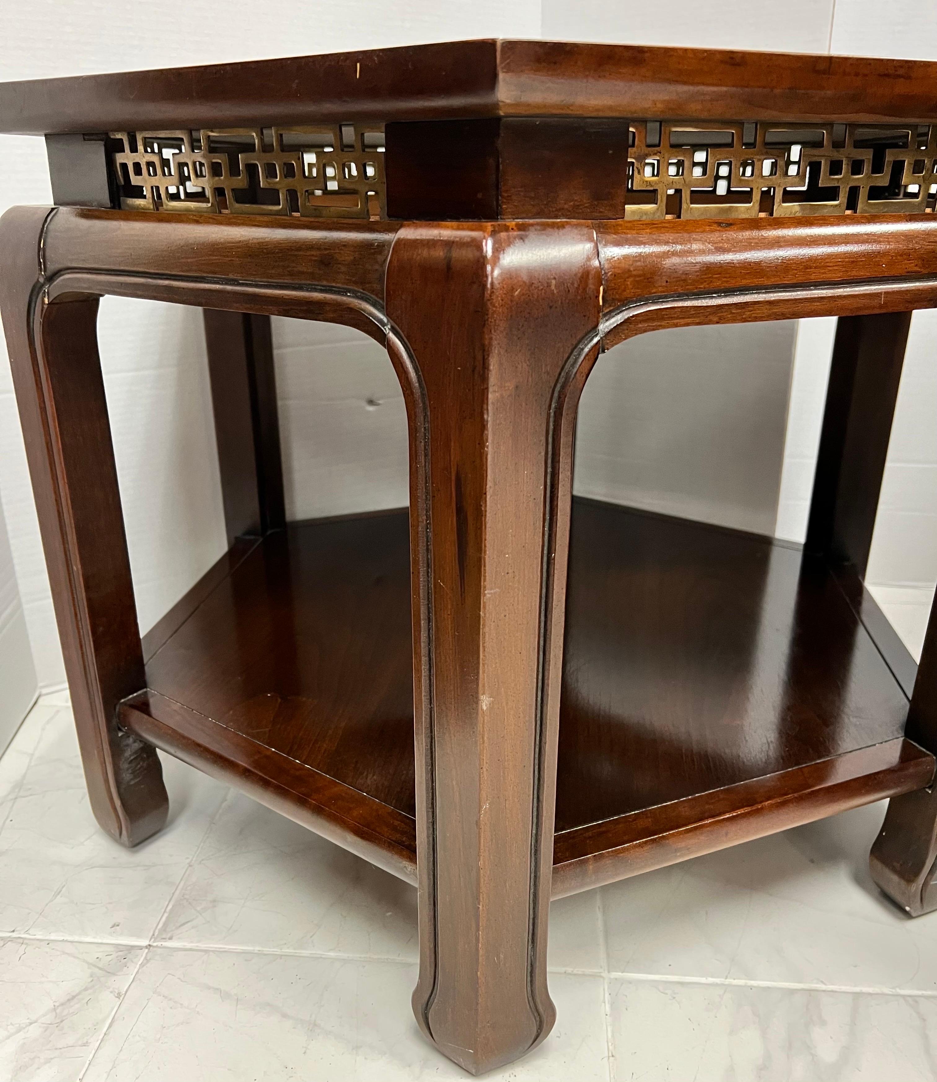 Pair of Asian Mid Century Octagonal Wooden Occasional End Side Tables In Good Condition For Sale In West Hartford, CT