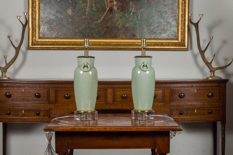 Pair of Asian Midcentury Celadon Table Lamps Made of Urns Mounted on Lucite For Sale 4