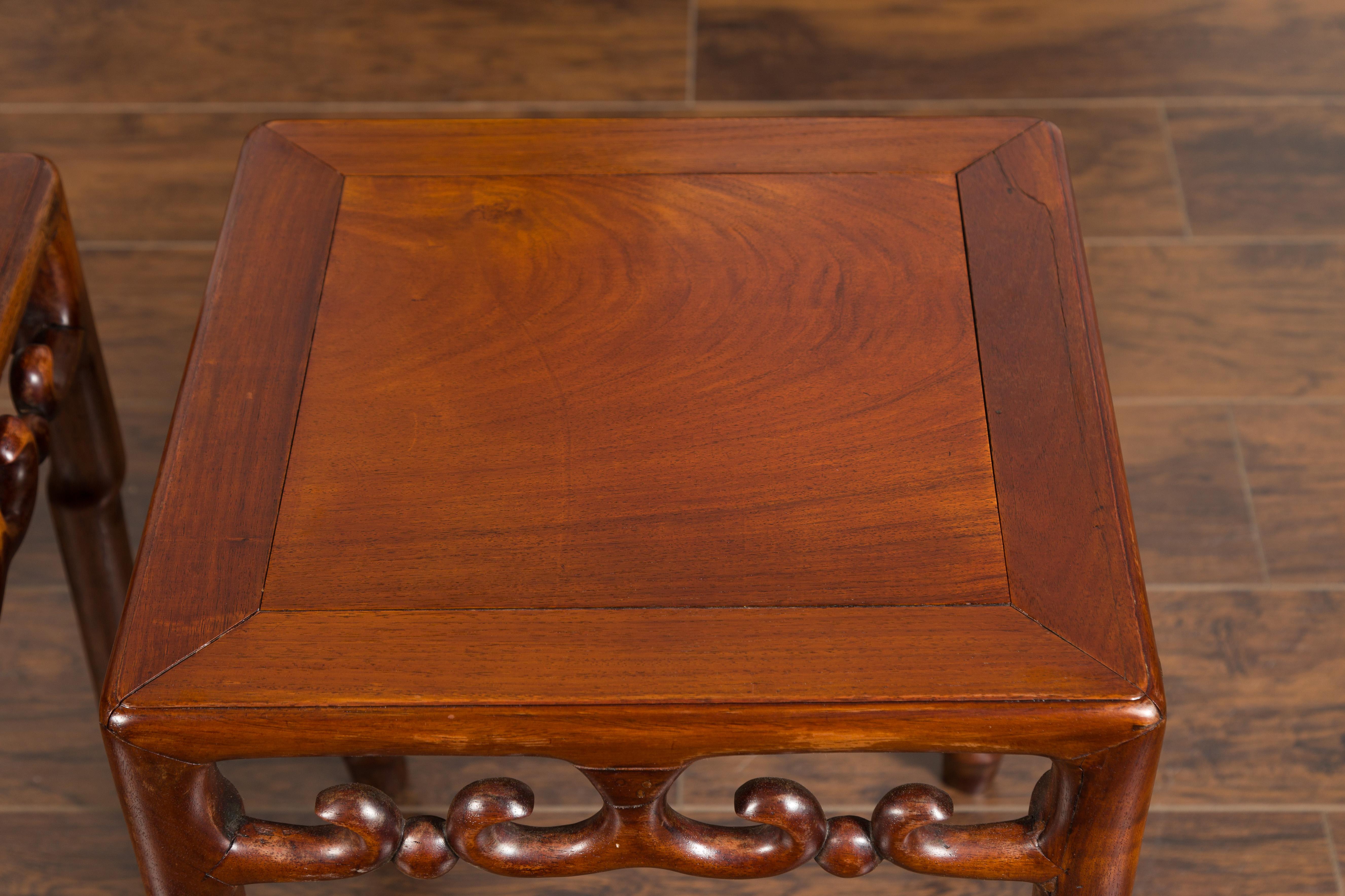 Pair of Asian Midcentury Mahogany Side Tables with Scrolling Fretwork Motifs For Sale 3
