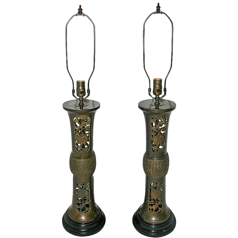 Bronze-Tischlampen mit asiatischem Motiv, Paar