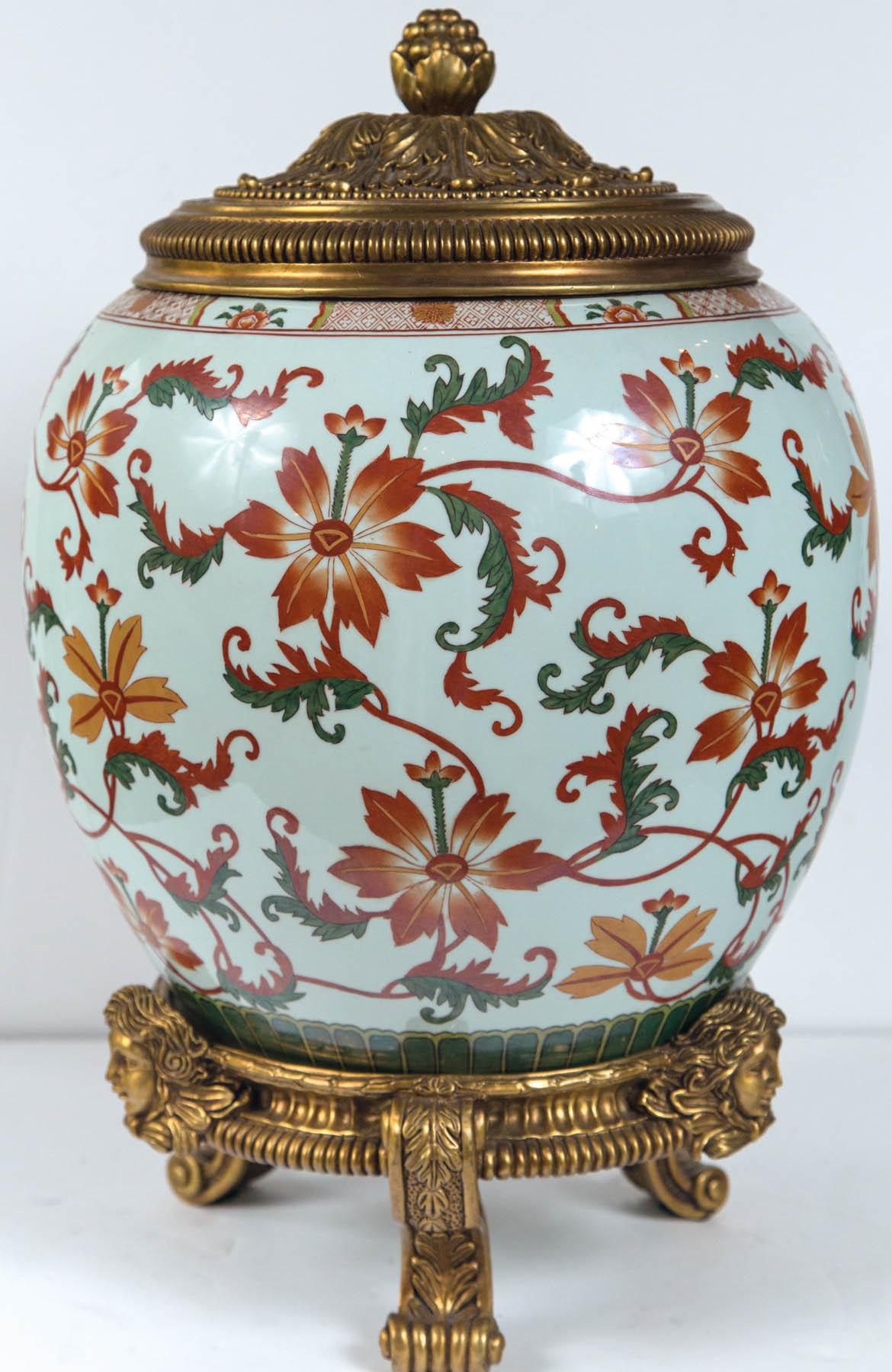 Contemporary Pair of Chinese Style Porcelain Covered Jars
