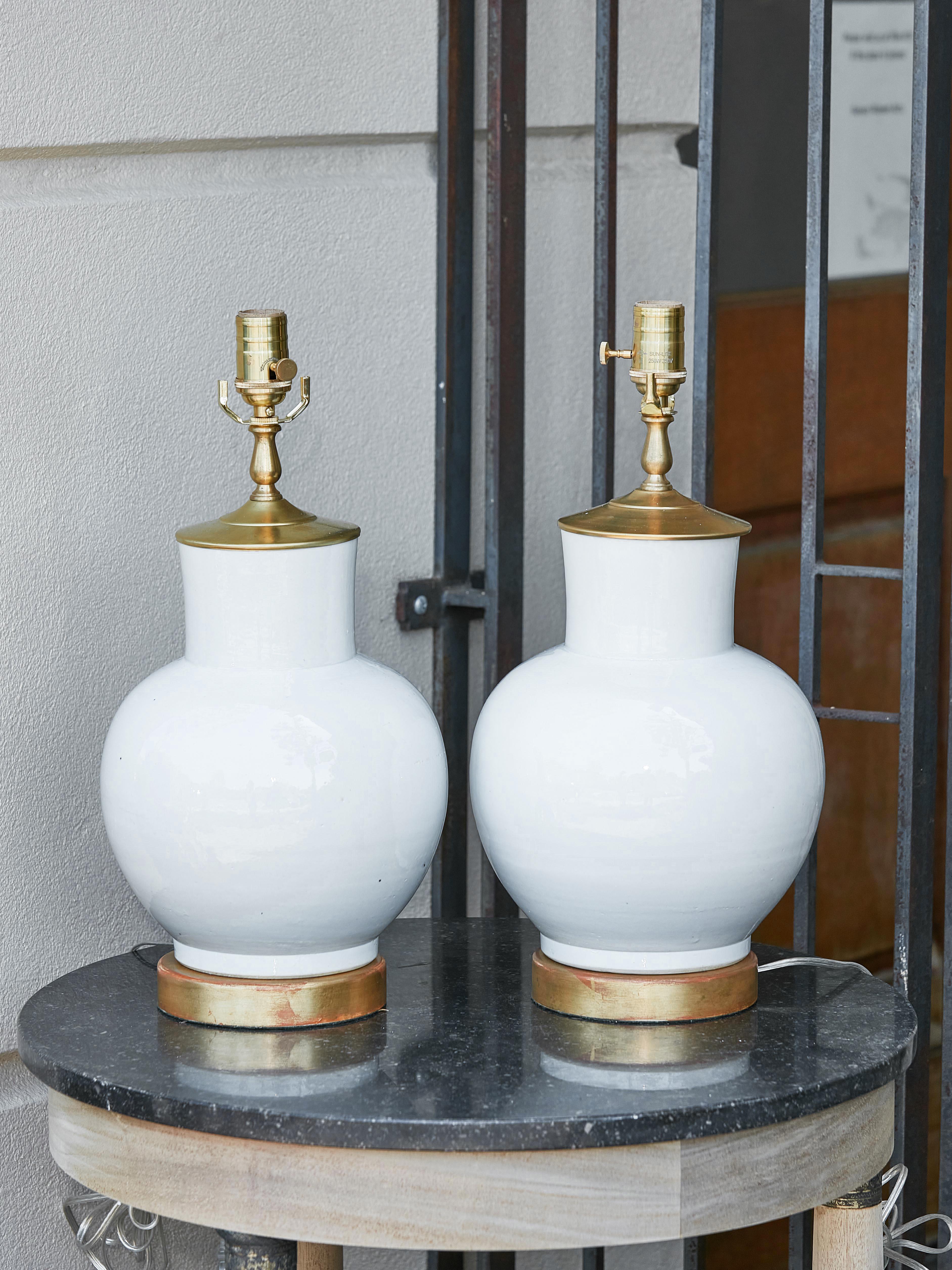 Pair of Asian Porcelain Single Light Table Lamps with Round Gilt Bases In Good Condition In Atlanta, GA