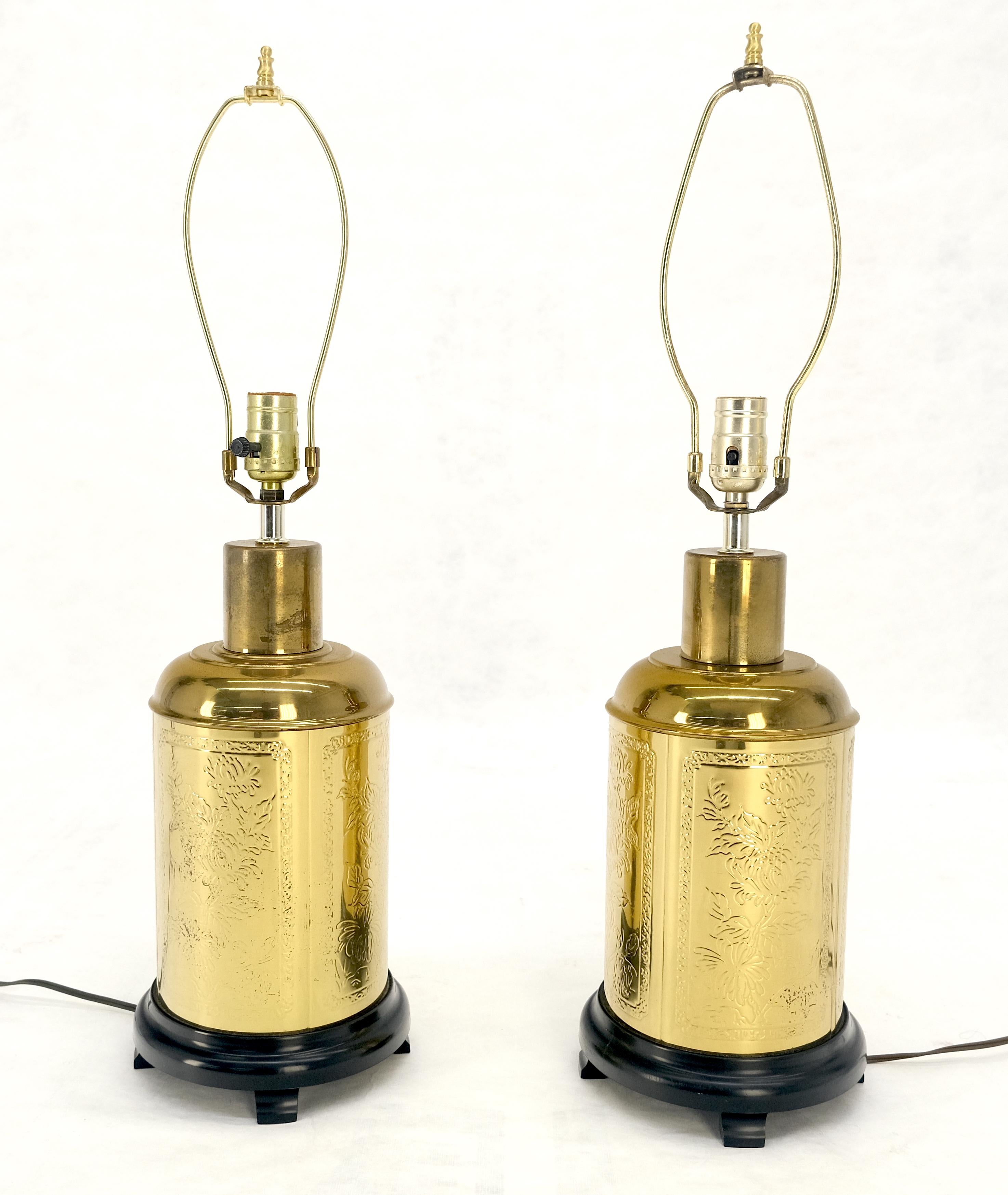 Paire de lampes de table à base cylindrique de style Asian Style c1070s Pieds en bois MINT ! en vente 2