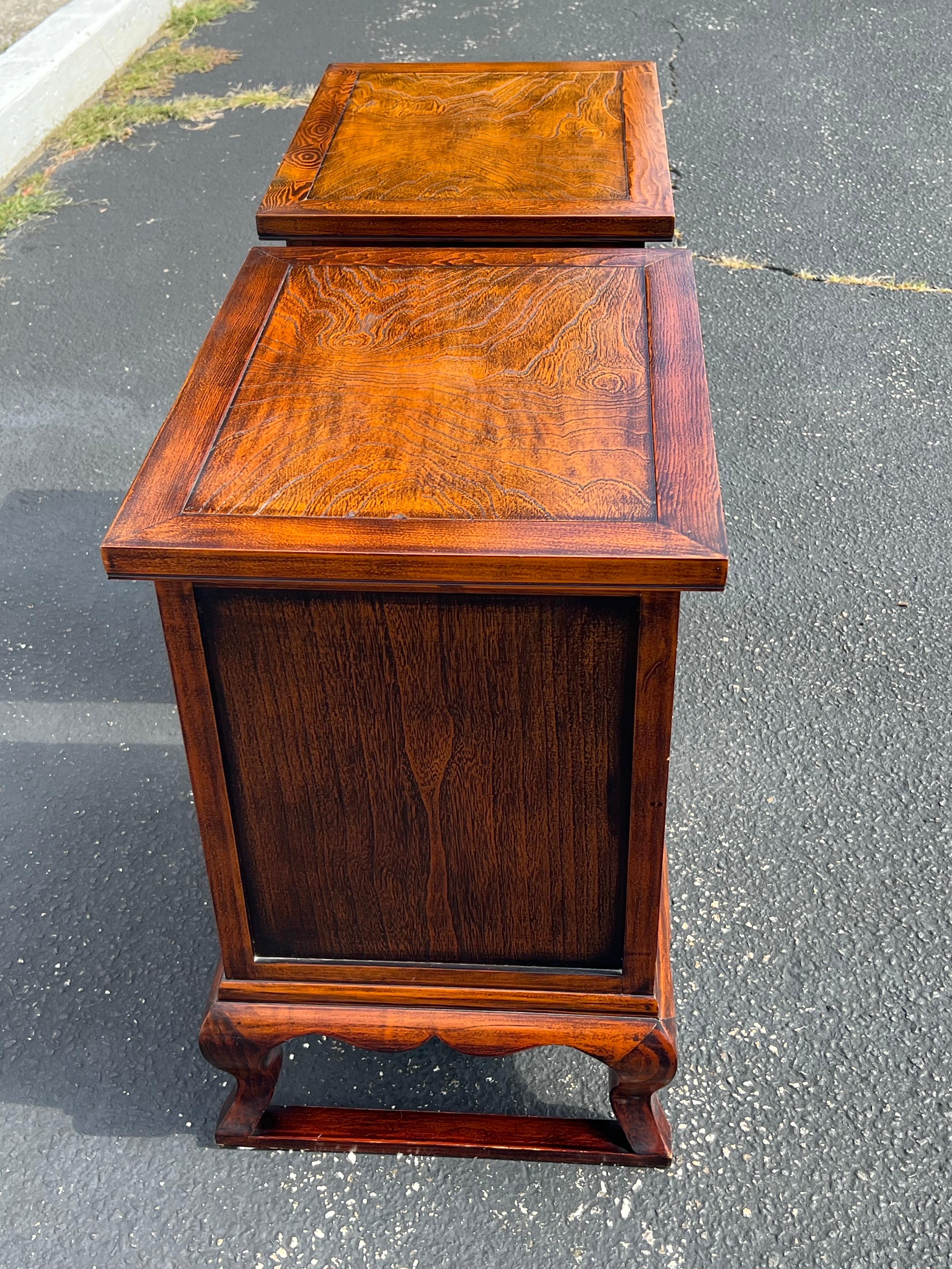 Coppia di comodini in Asian Style in vendita 7