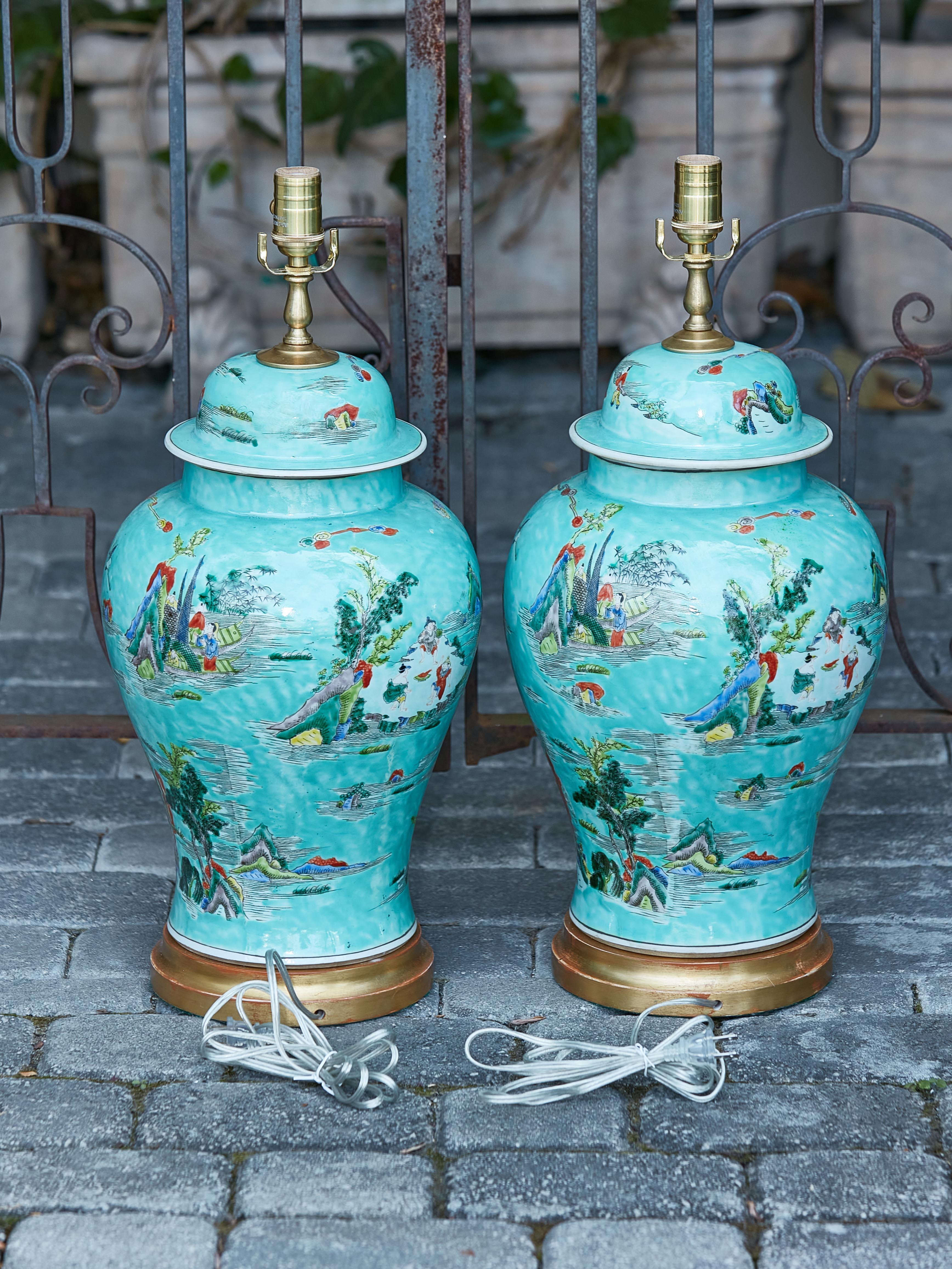 Pair of Asian Turquoise Lidded Urns Table Lamps on Round Gilded Bases, US Wired In Good Condition For Sale In Atlanta, GA