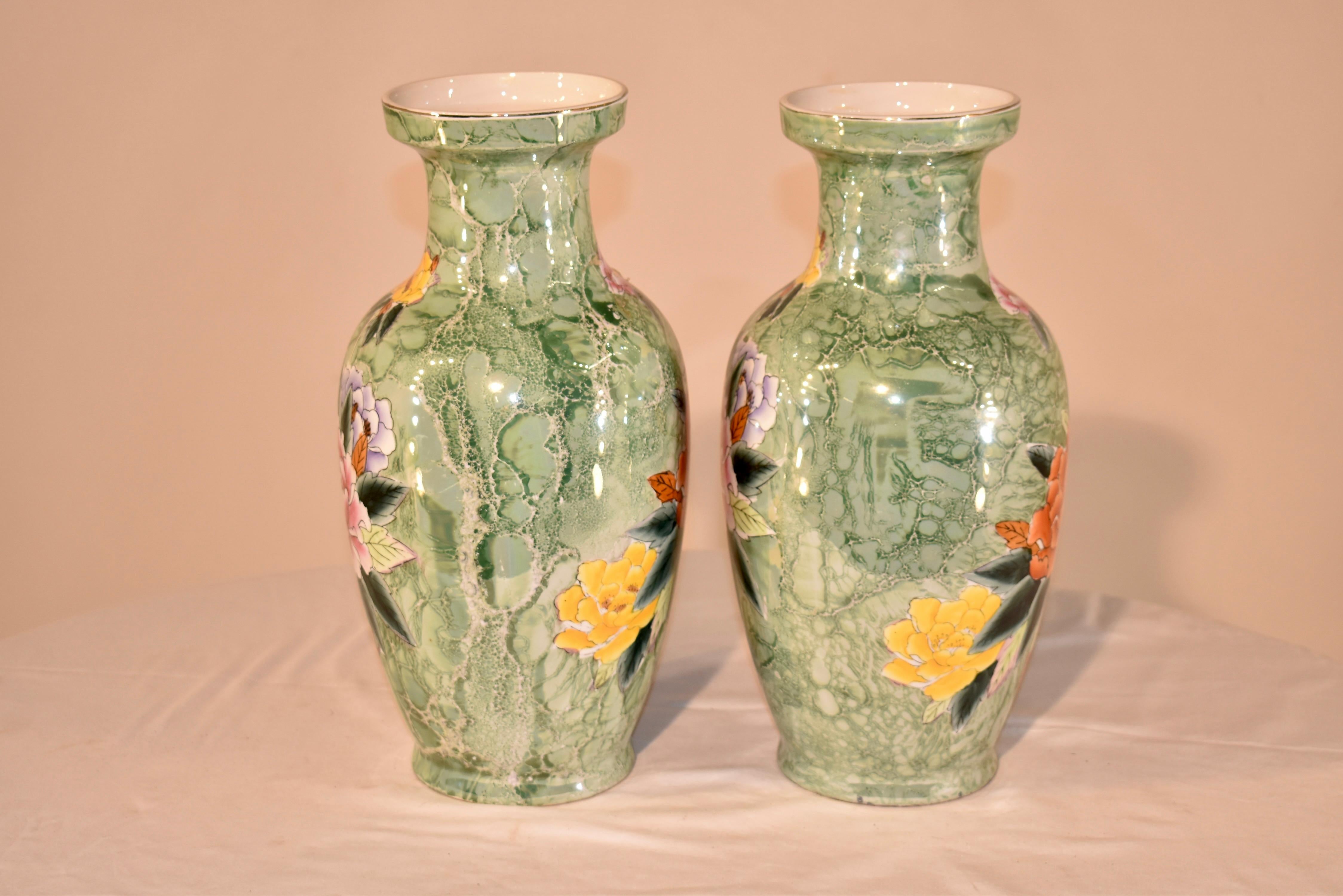 Hand-Painted Pair of Asian Vases, c. 1930 For Sale