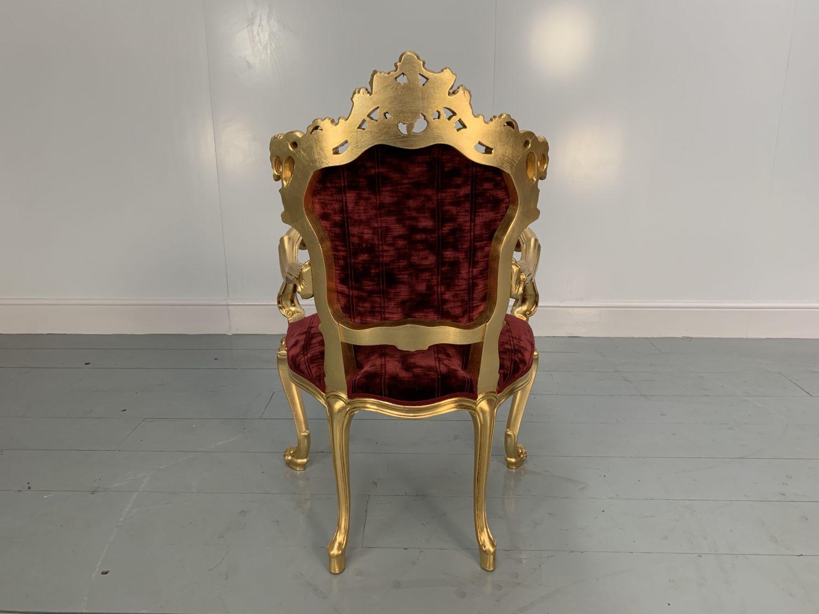 Hand-Crafted Pair of Asnaghi Fauteuil Baroque Rococo Armchairs in Crimson Velvet and Gilt For Sale
