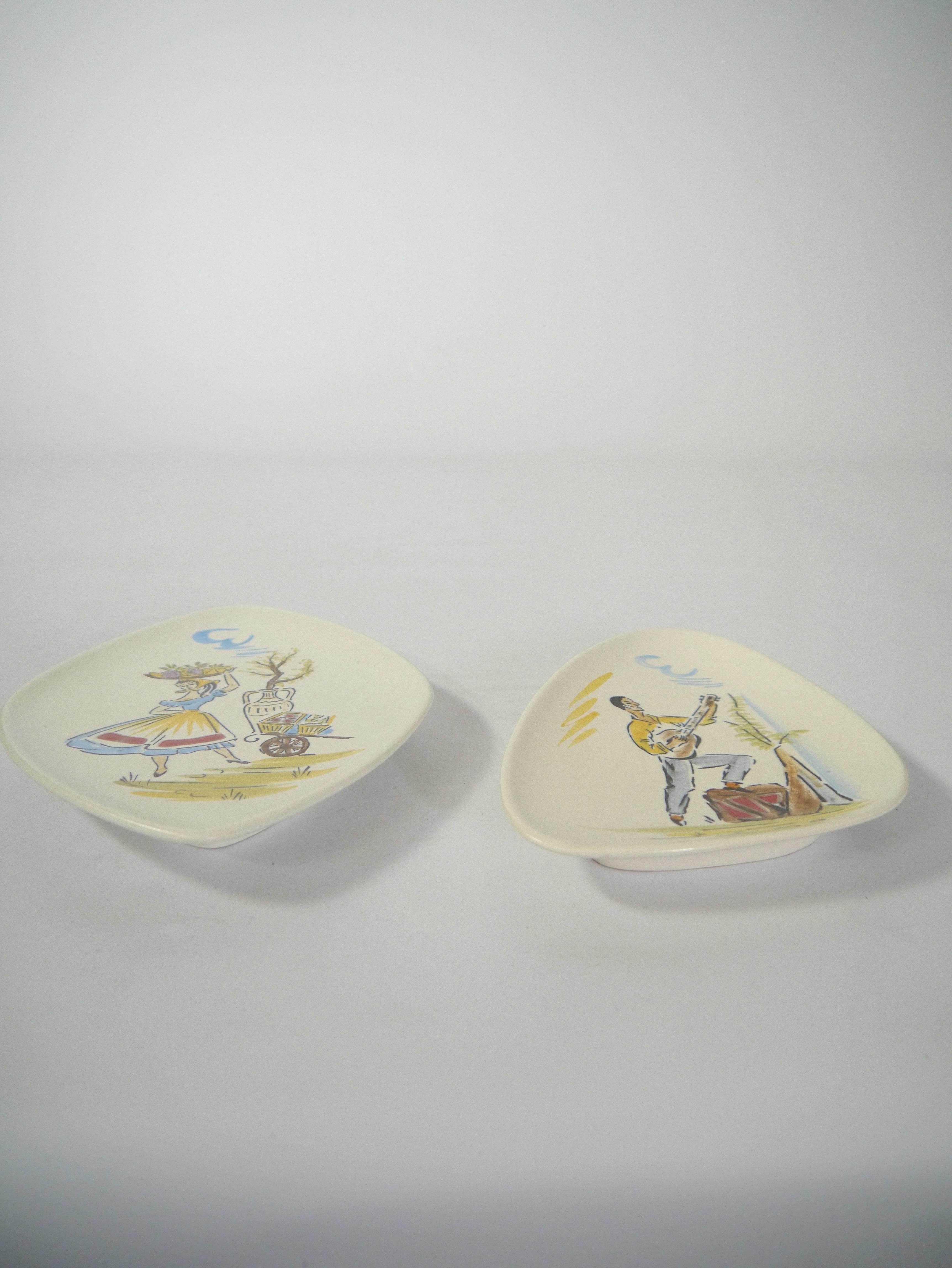 German Pair of Asymmetric Kitsch Mediterranean Motif Porcelain Wall Plates, WG 1962 For Sale