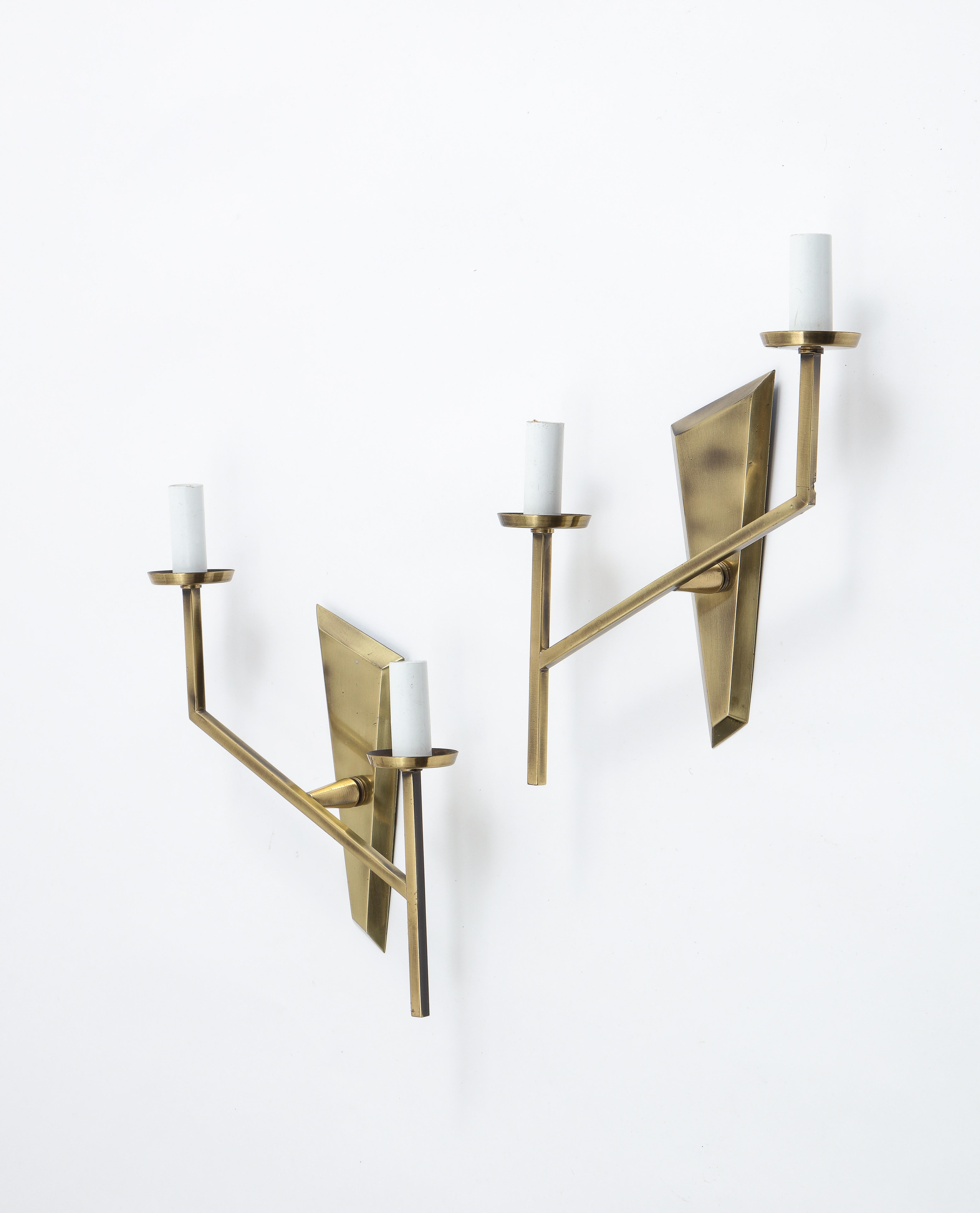 Mid-Century Modern Pair of Asymmetrical Brass Double Sconces, France, 1950s For Sale