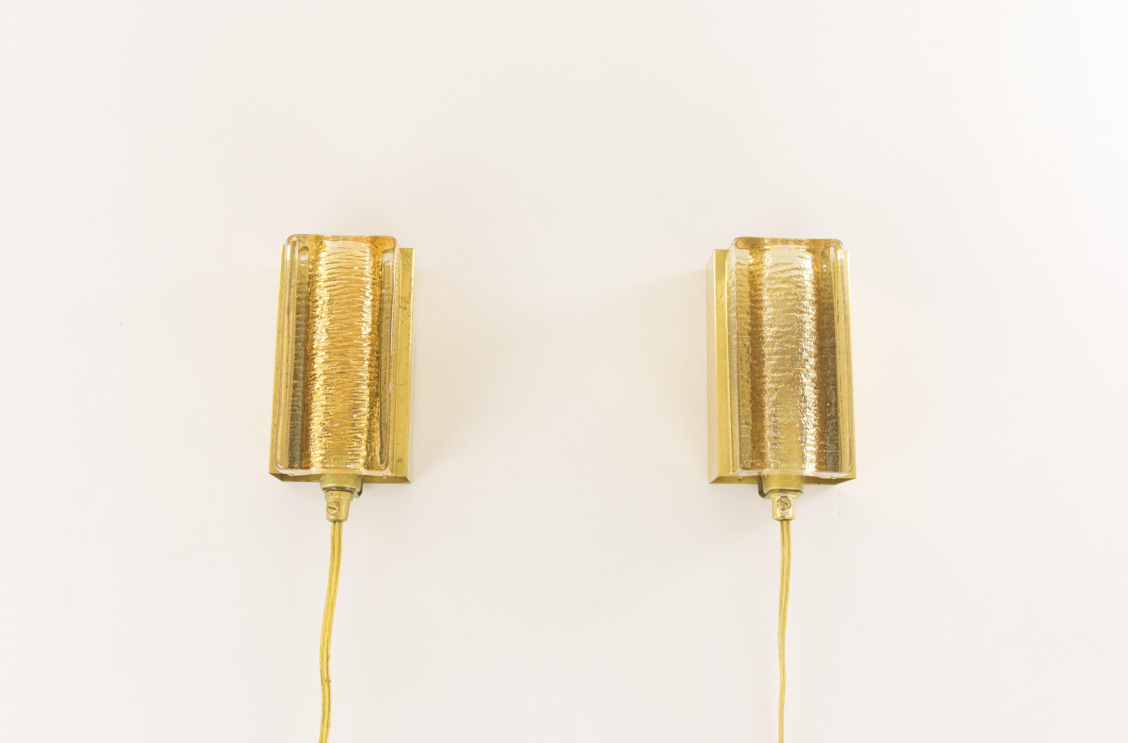 Scandinavian Modern Pair of Atlantic Wall Lamps by Vitrika in Gold, 1970s For Sale