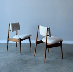 Pair of Atomic Era Chairs in Bouclé - a Pair
