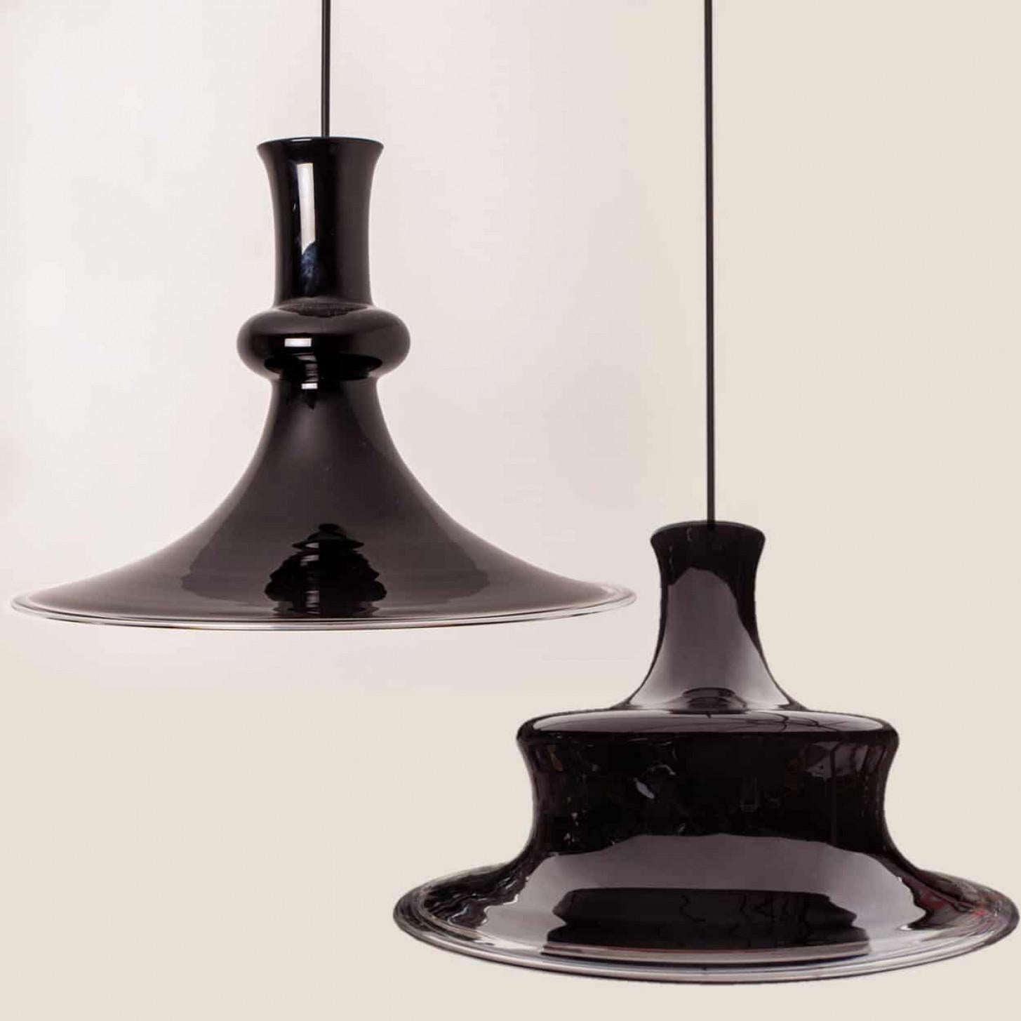 Paire de lampes suspendues Aubergine Holmegaard, 1970 en vente 5