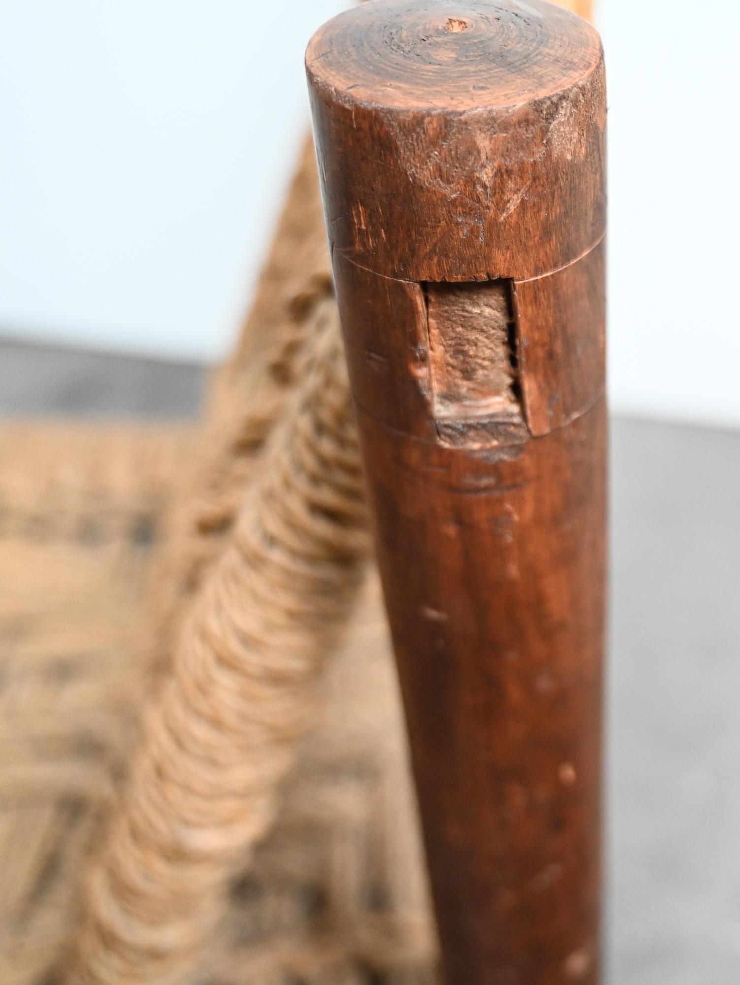 Paar niedrige Stühle Audoux Minet im Angebot 12