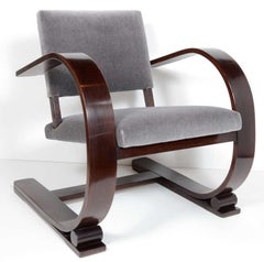 Paire de fauteuils de salon modernistes en bois cintré et mohair d'Audoux Minet, années 1940
