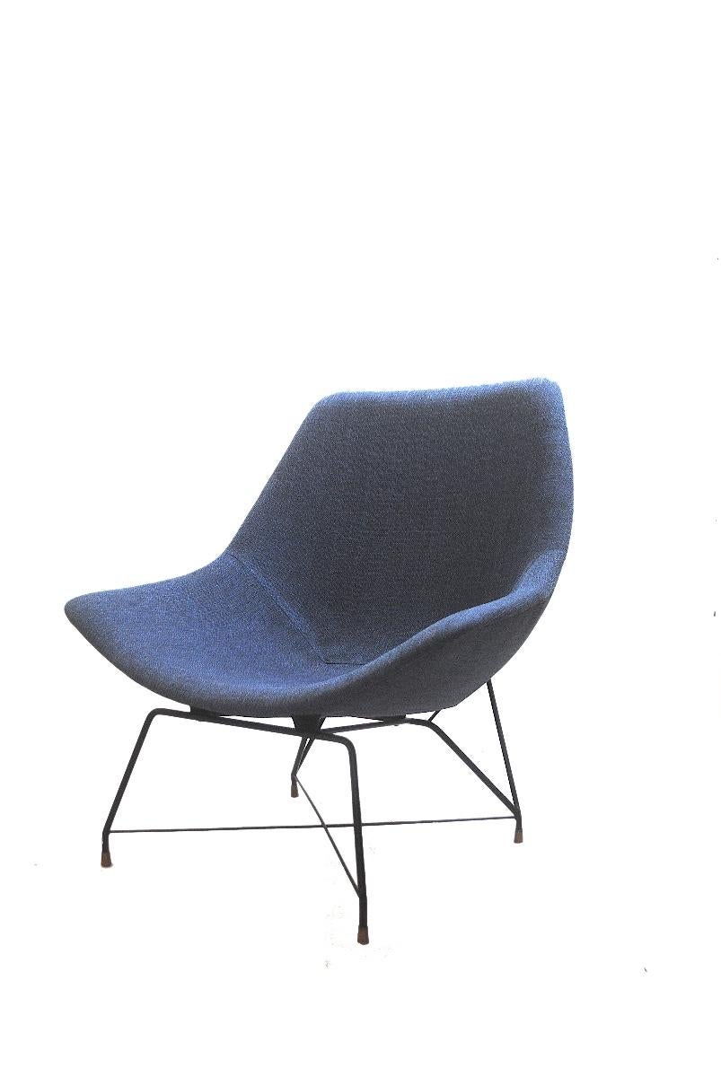 Pair of Augusto Bozzi lounge chairs for Saporiti, Italia, 1950s.