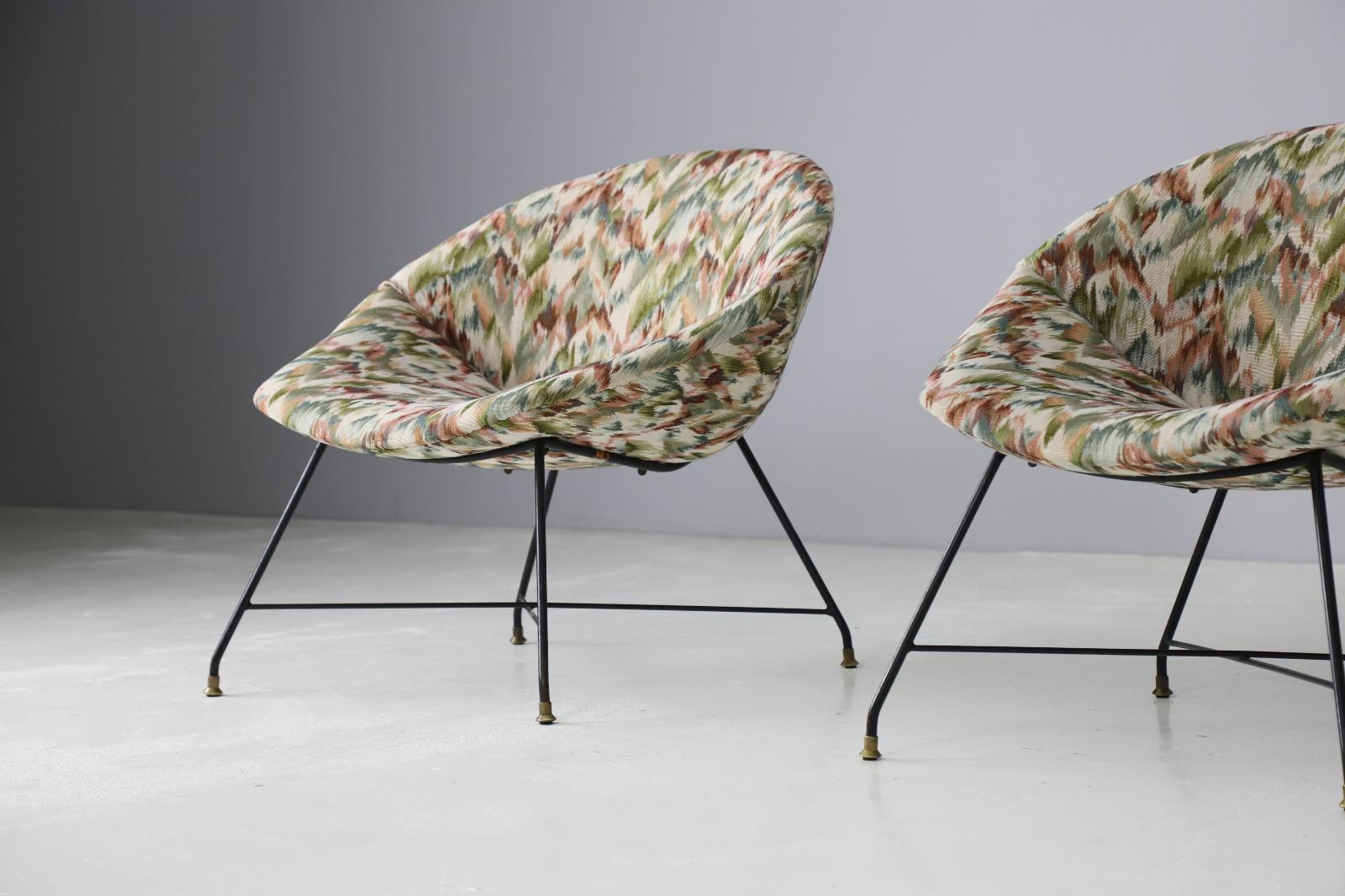 Pair of Augusto Bozzi ‘Minoletta’ Lounge Chairs for Saporiti In Good Condition In SITTARD, LI