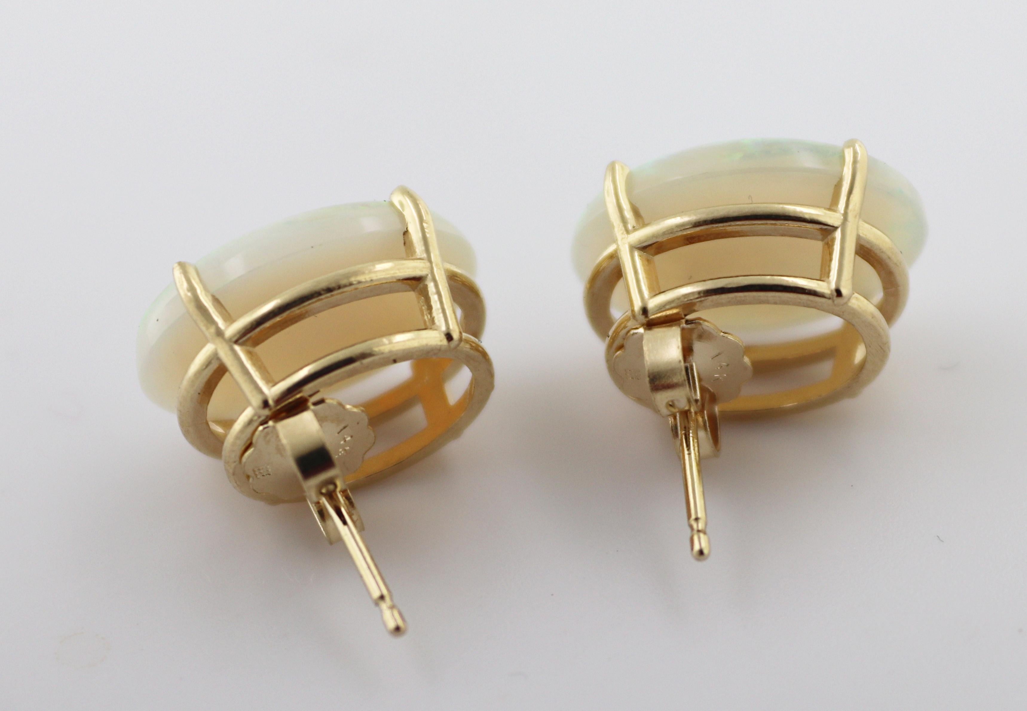 Pair of Australian Opal, 14K Yellow Gold Earrings In Good Condition For Sale In Pleasant Hill, CA