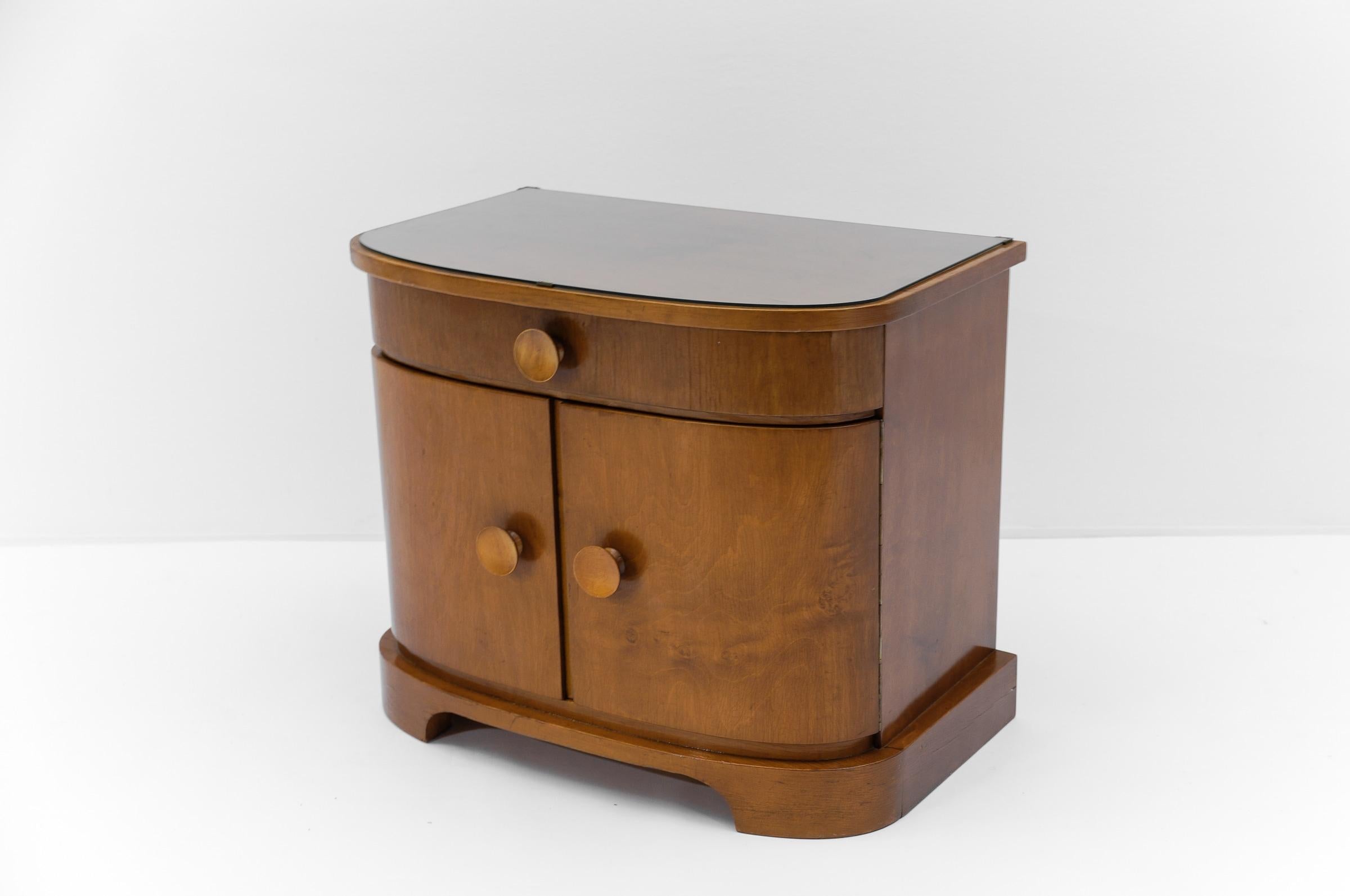 Mid-20th Century Pair of austrian Art Deco wooden bedside tables, 1930s For Sale