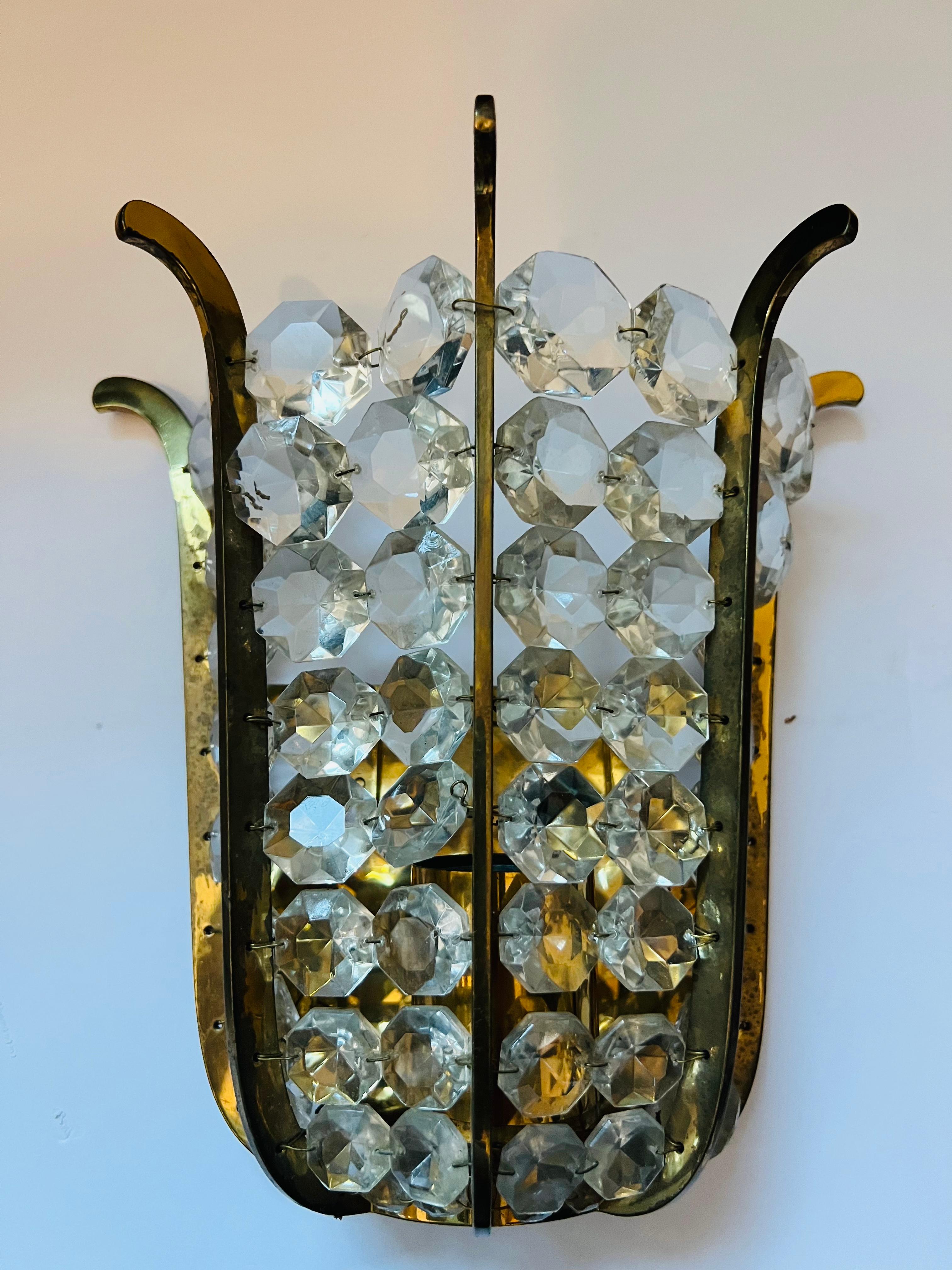 Mid-Century Modern Pair of Austrian Bakalowits Crystal 1950s Wall Lamp Sconces Mid Century For Sale