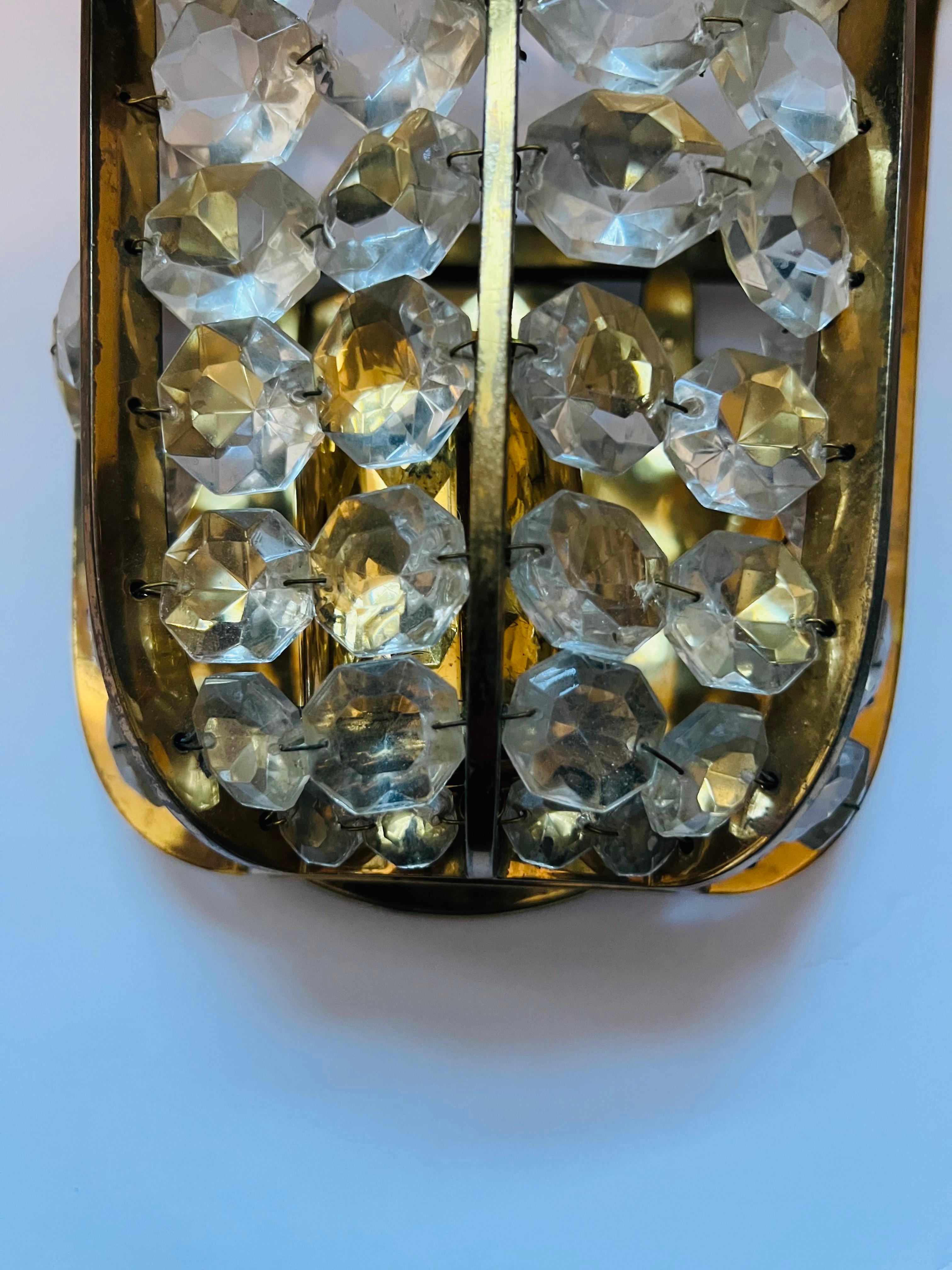 Mid-20th Century Pair of Austrian Bakalowits Crystal 1950s Wall Lamp Sconces Mid Century For Sale