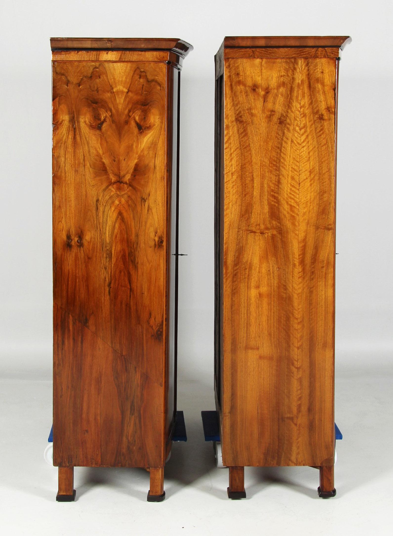 Pair of Austrian Biedermeier Wardrobes, Cabinets, Walnut, circa 1835 10