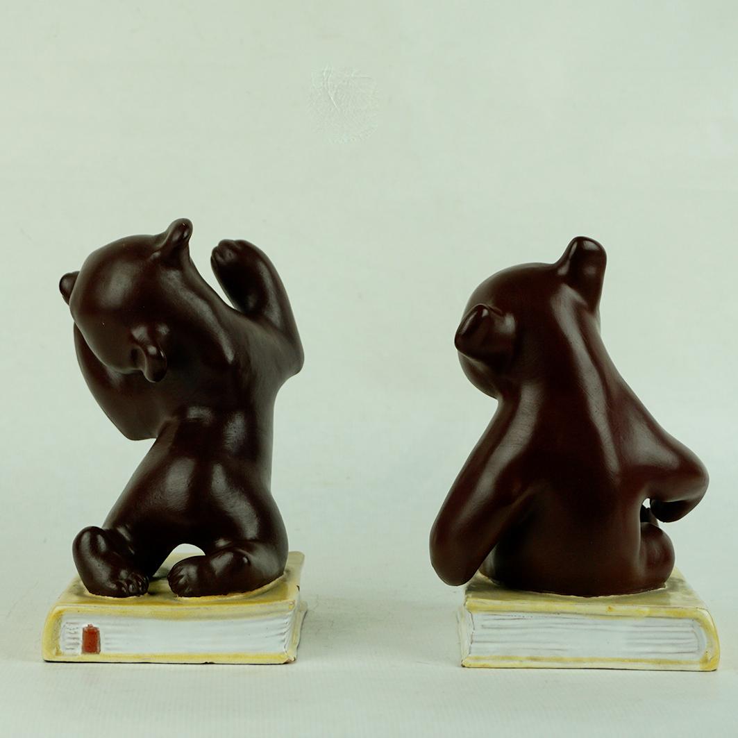 Pair of Austrian Midcentury Brown Glazed Ceramic Bear Book Ends by Anzengruber In Good Condition For Sale In Vienna, AT