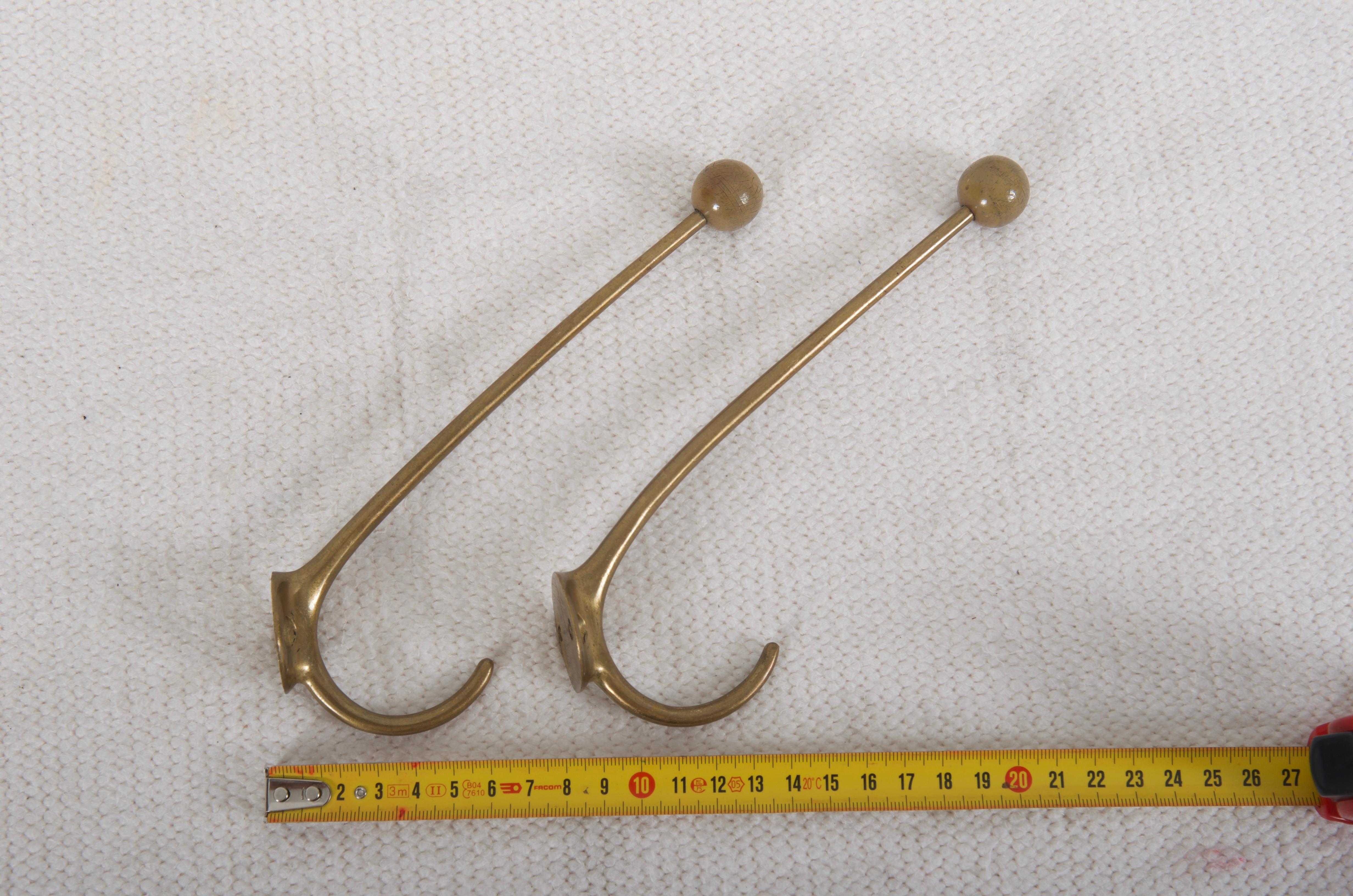 Pair of Austrian Midcentury Wall Hooks by Hagenauer For Sale 1