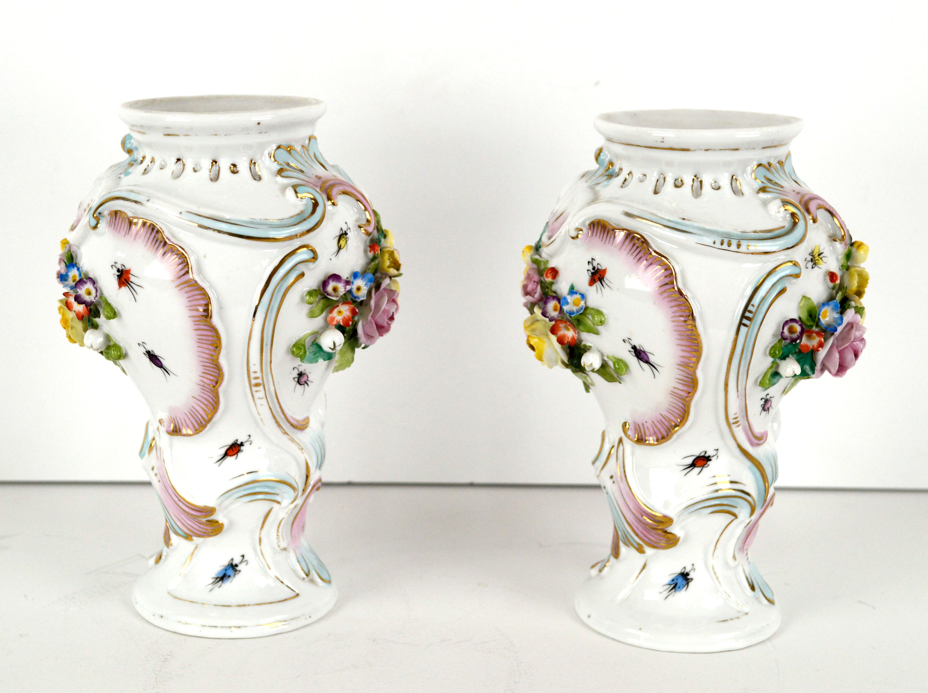 Neoclassical Pair of Austrian Royal Vienna Porcelain Encrusted Floral Vases For Sale