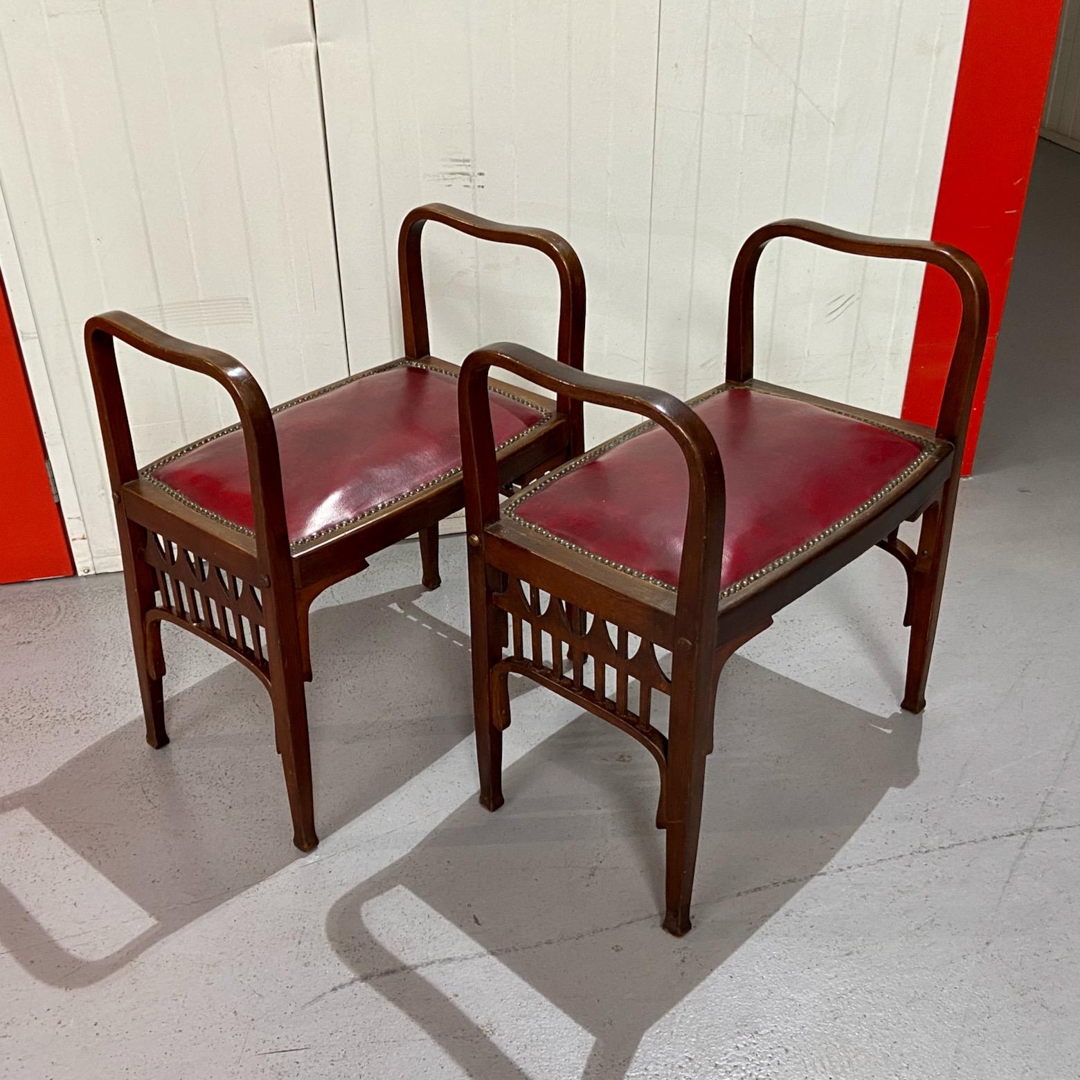 Pair of Austrian Secessionist Bentwood Stools, Benches or Causeuses, early 20thC For Sale 3