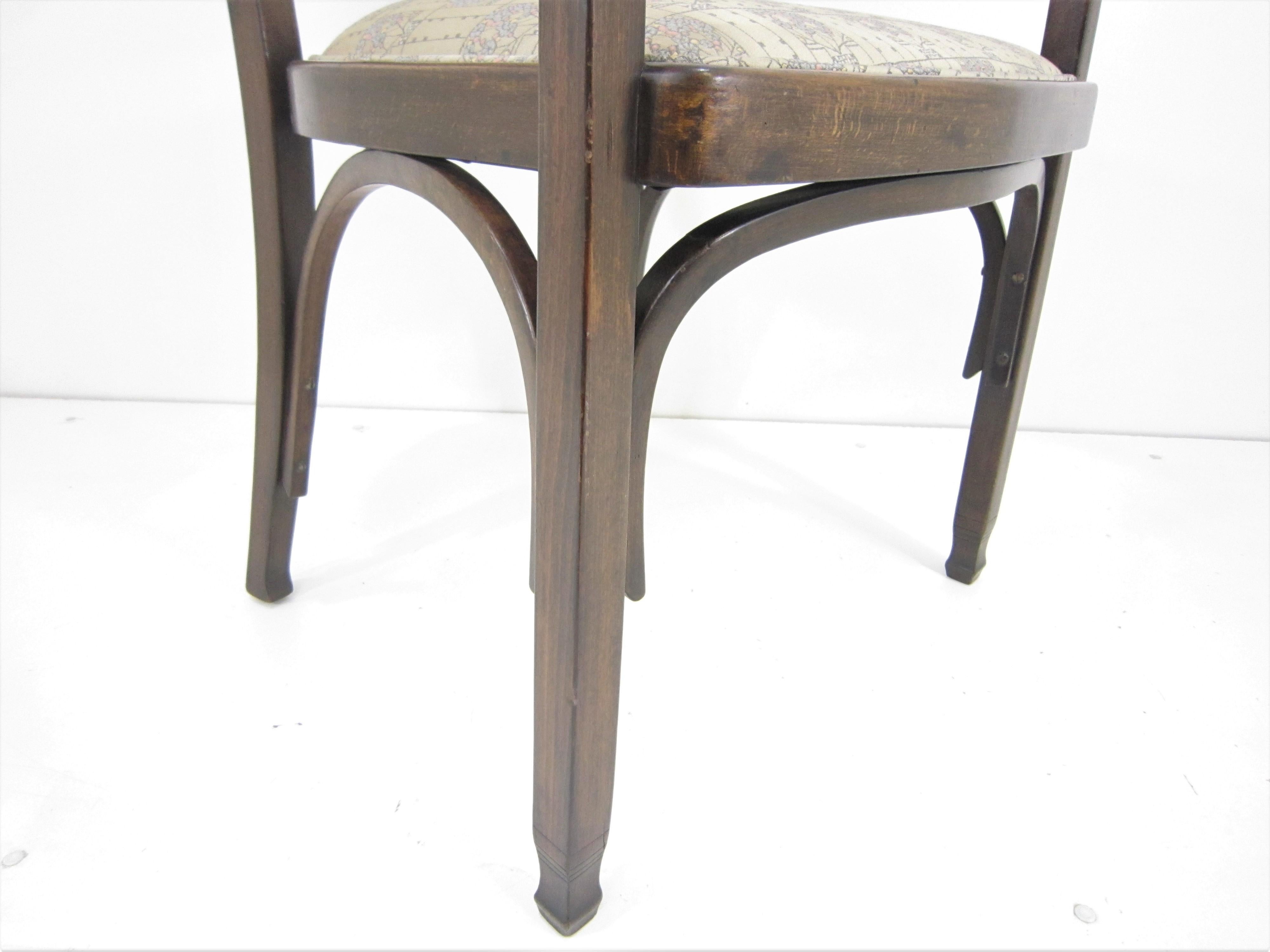 Coppia di poltrone laterali secessioniste austriache di Koloman Moser per J & J Kohn in vendita 5