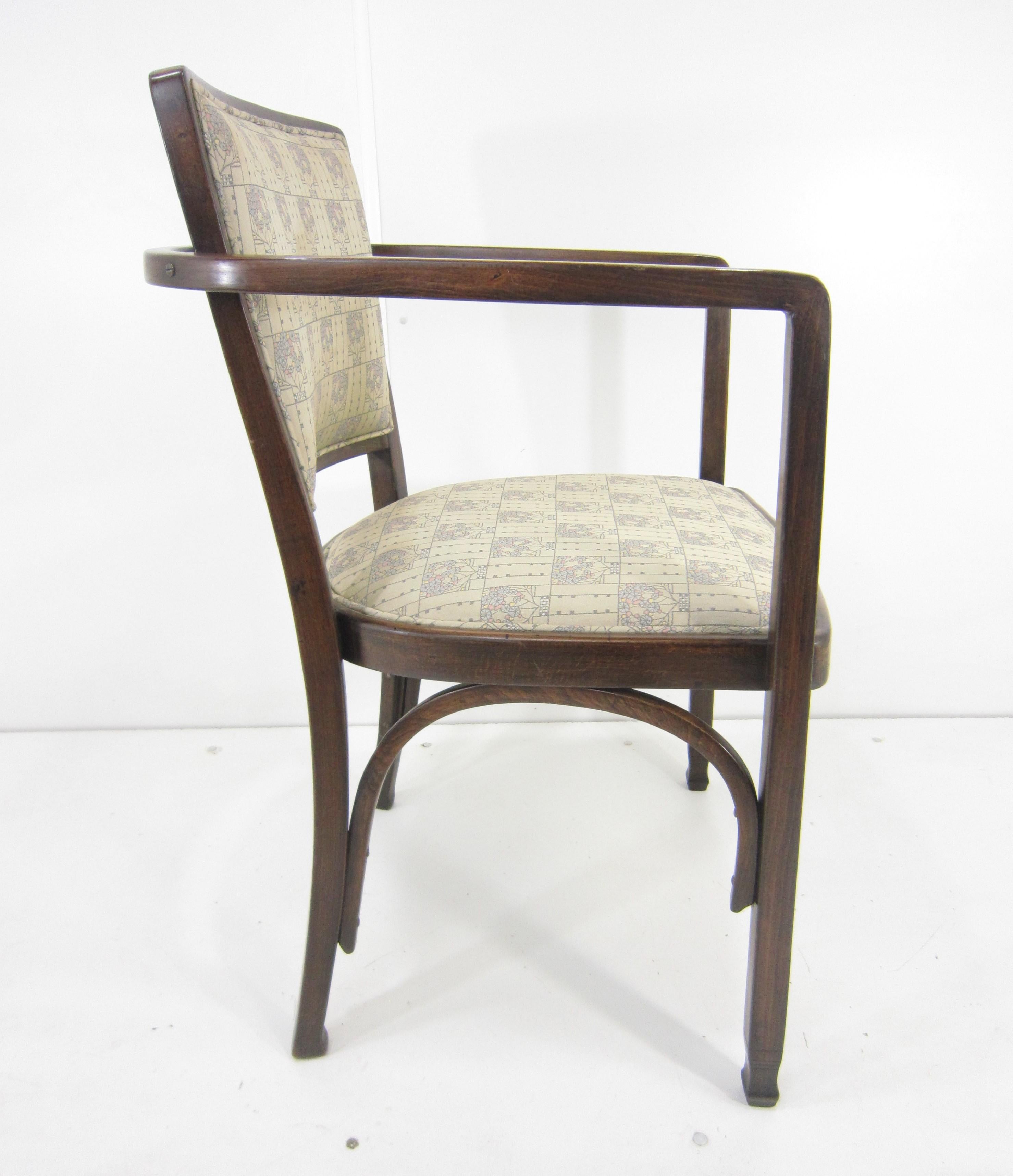Coppia di poltrone laterali secessioniste austriache di Koloman Moser per J & J Kohn in vendita 2