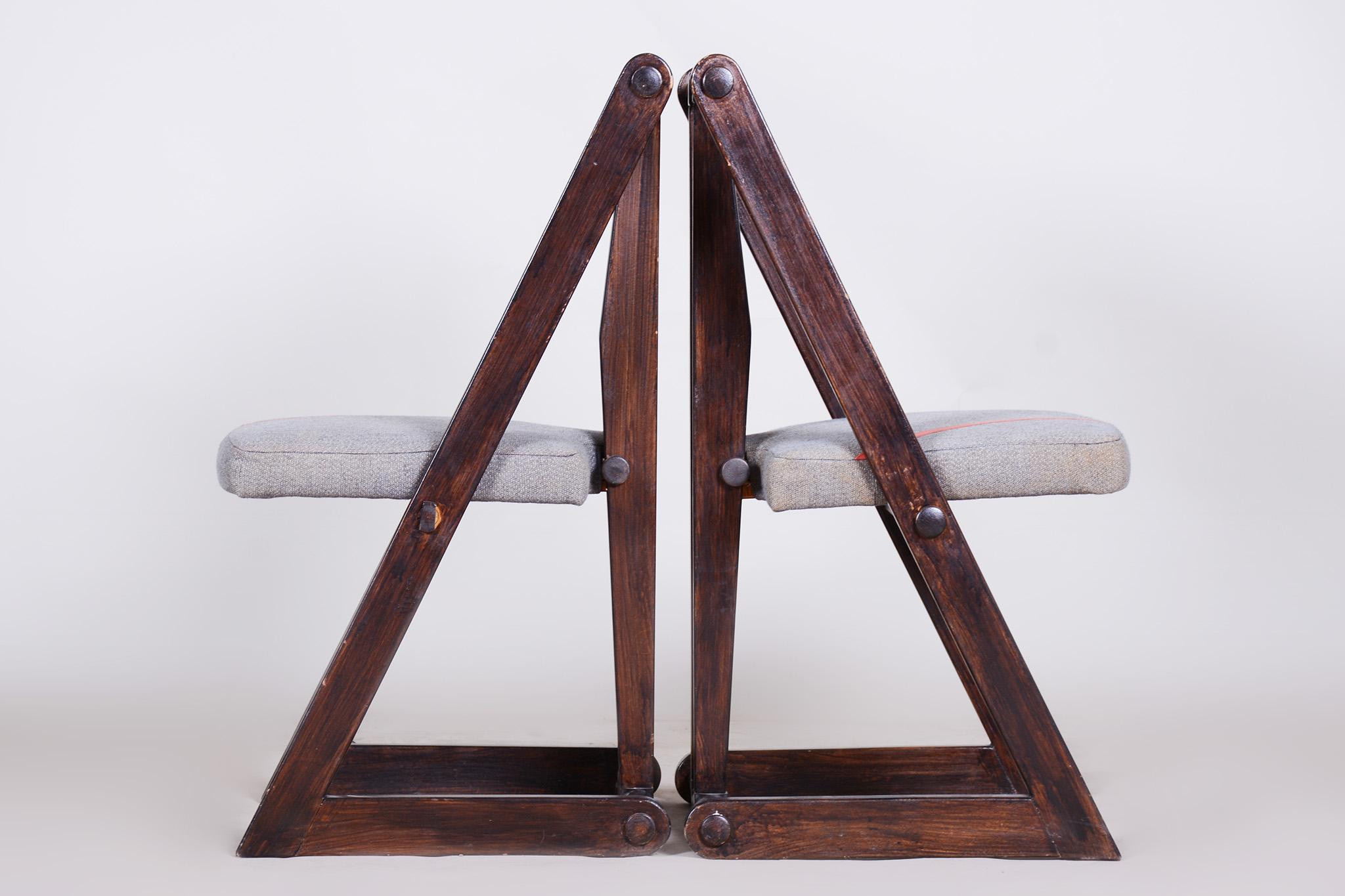 Coppia di poltrone Avant Garde, realizzate nella Repubblica Ceca degli anni '40. Originale, non restaurato in vendita 6