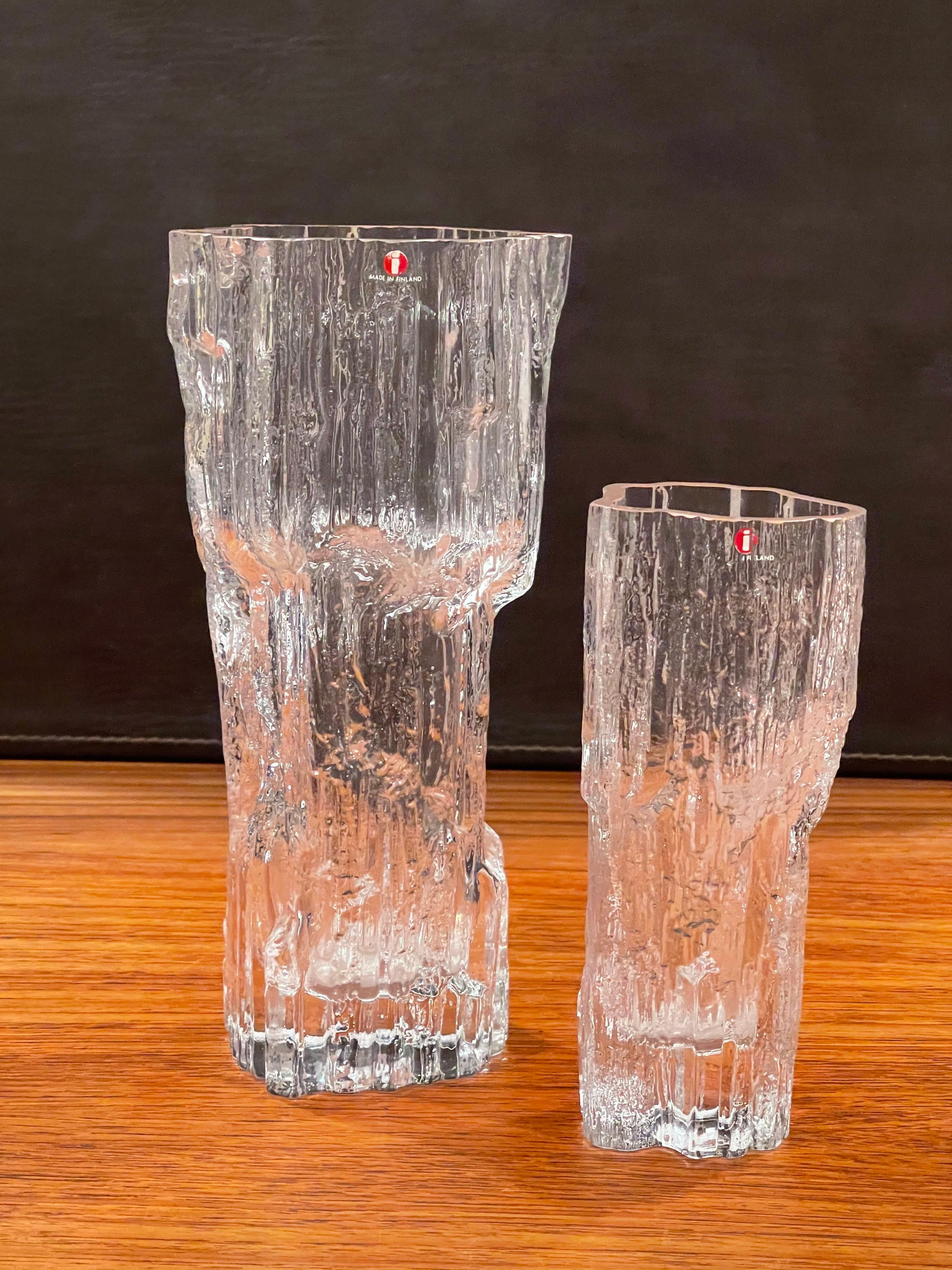 Ein Paar Eisglasvasen „Avena“ von Tapio Wirkkala für Iittala aus Finnland (Moderne der Mitte des Jahrhunderts) im Angebot