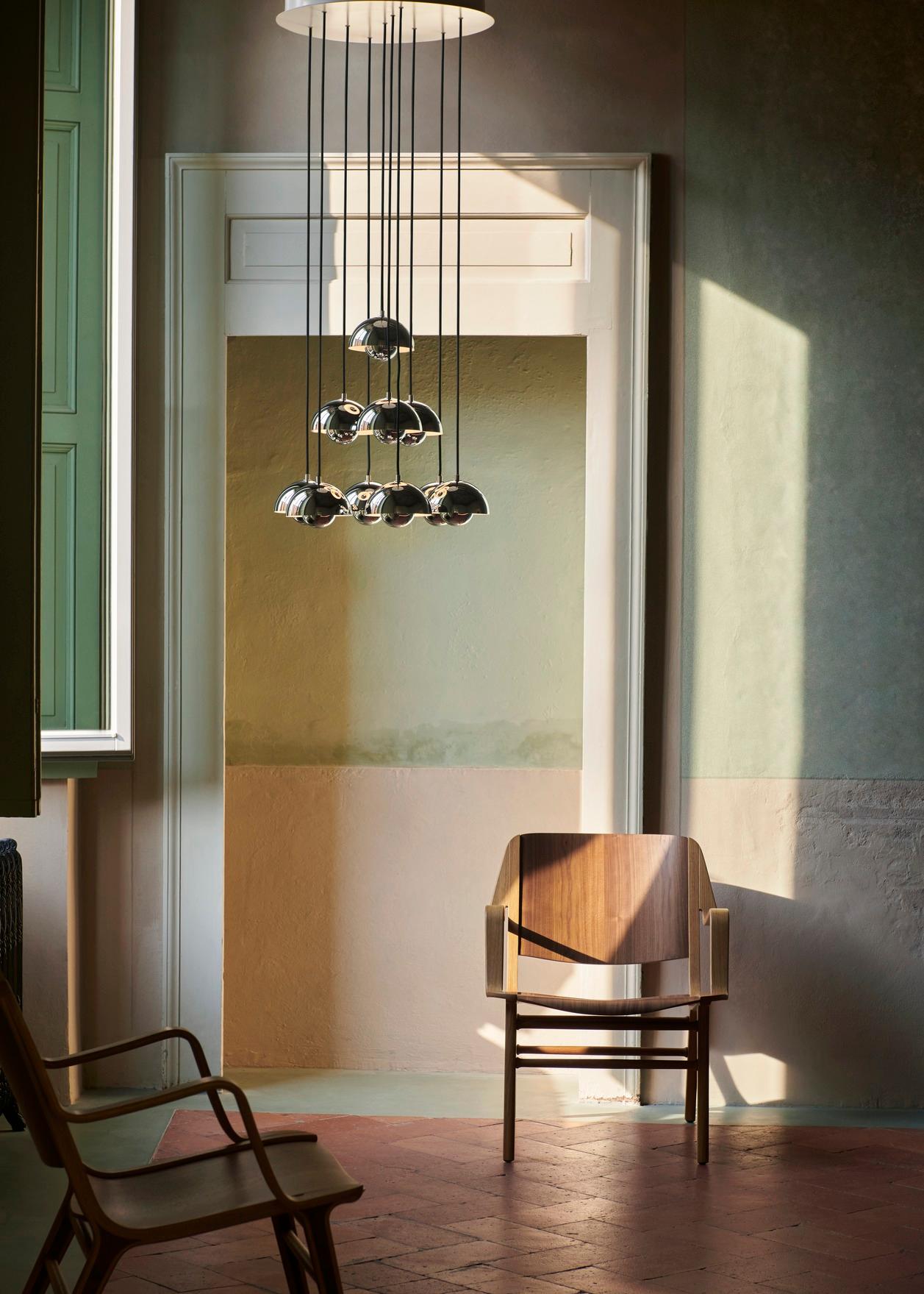 Paar AX Lounge Chairs-HM11-Lackierte Eiche & Walnuss, von Hvidt & Mølgaard für &T im Angebot 8