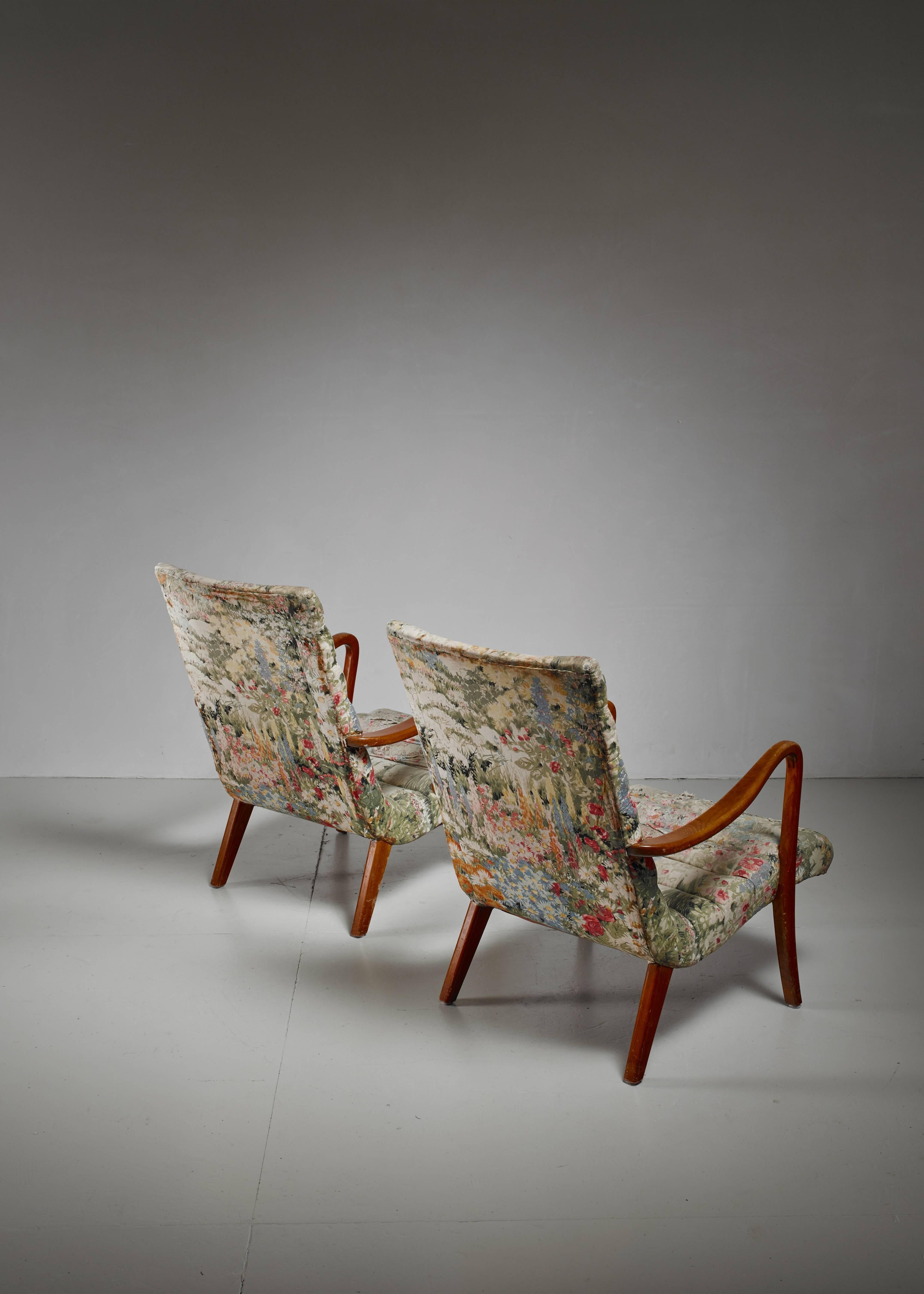 Fabric Pair of Axel Larsson Lounge Chairs, Bodafors, Sweden, 1940s For Sale